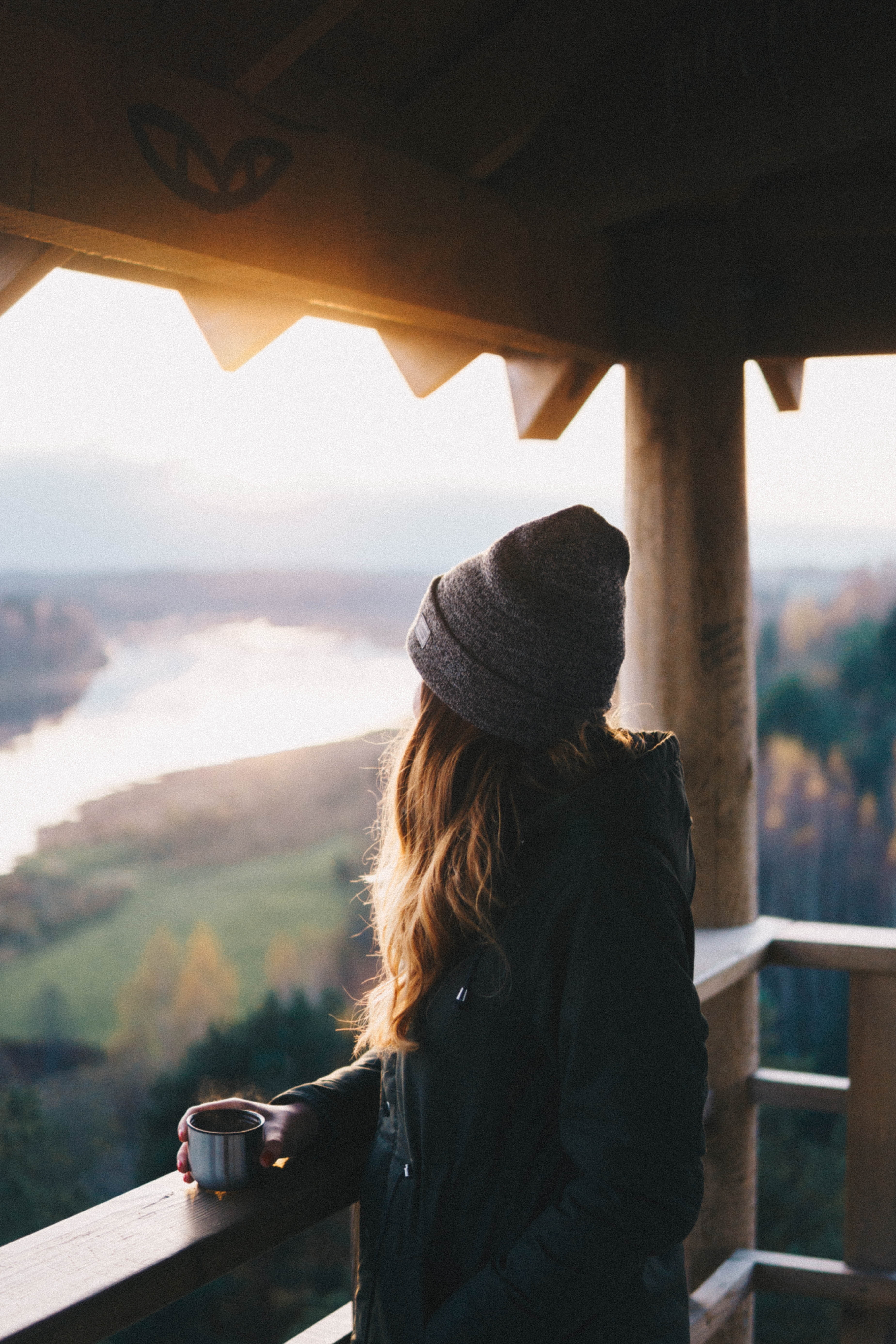 travel, hat, smiling, adult, loneliness, hipster, young Women, landscape, real People, winter, portrait, s, mountain, nature, mountain range, cheerful, Phone HD Wallpaper