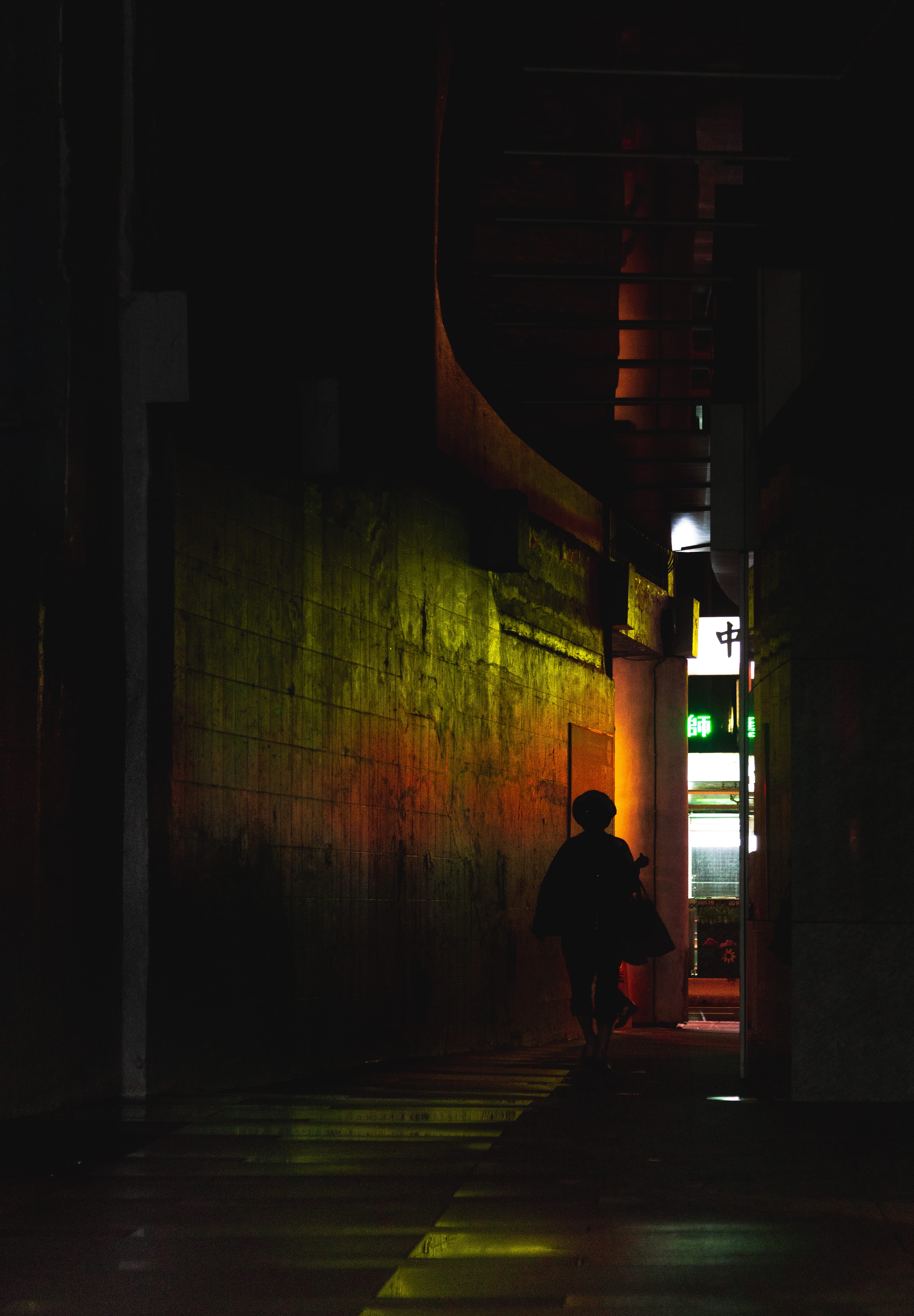 spooky, green, men, person, one Person, hallway, shadow, red, indoors, wall - Building Feature, underground, adult, retro, silhouette, urban, modern design, Phone HD Wallpaper