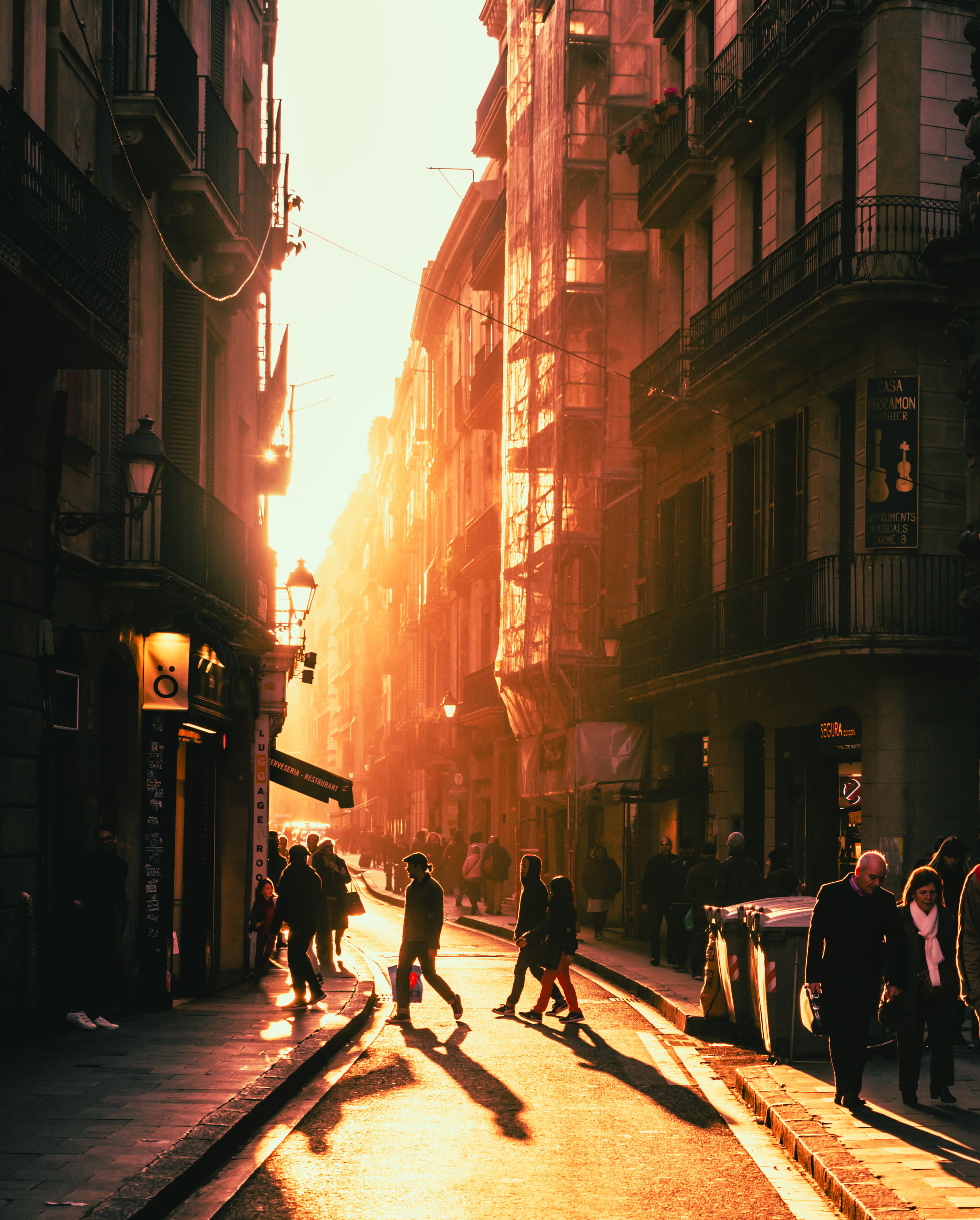 daytime, built Structure, sunset, downtown District, city, narrow, urban, tourist, tourism, outdoors, golden hour, town, city Street, light ray, dusk, walking, Phone HD Wallpaper
