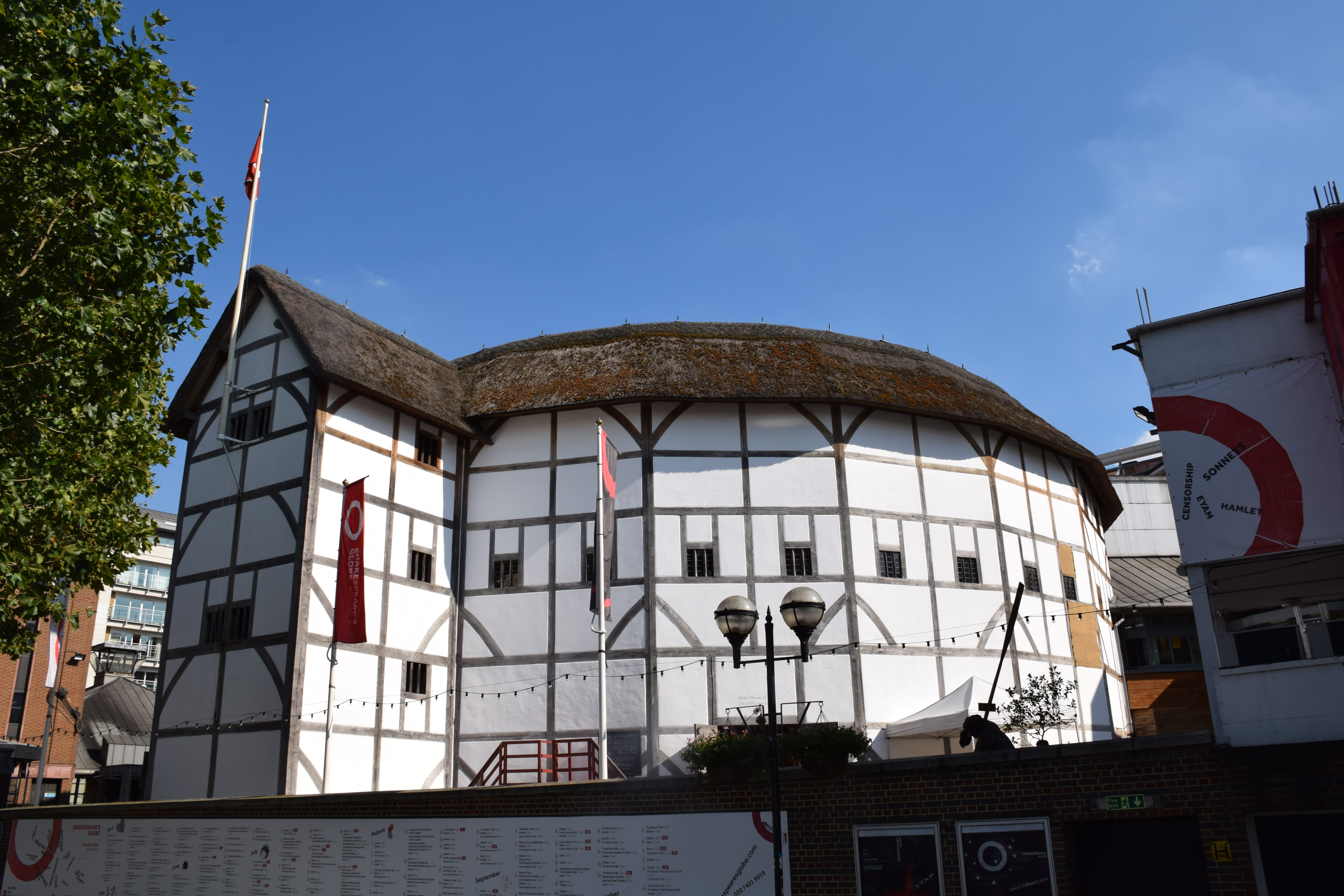 building exterior, plant, 5K, shakespeare, tree, white color, blue, day, england, sunlight, clear sky, globe, outdoors, sky, great britain, places of interest, HD Wallpaper
