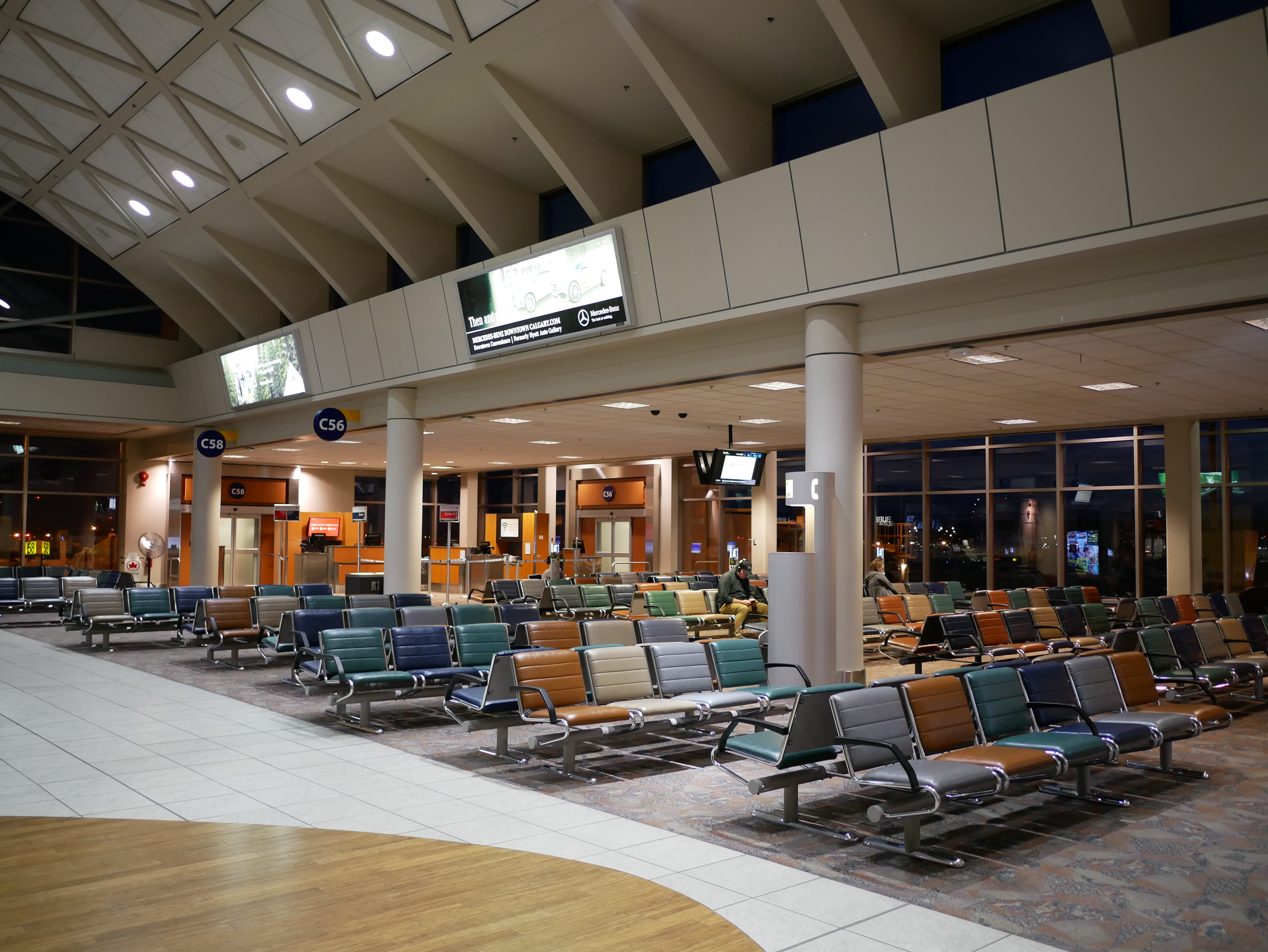 chair, modern, illuminated, indoor, waiting, glass - material, terminal, 4K, flooring, lobby, waiting room, seat, furniture, toronto, ceiling, airport terminal, HD Wallpaper