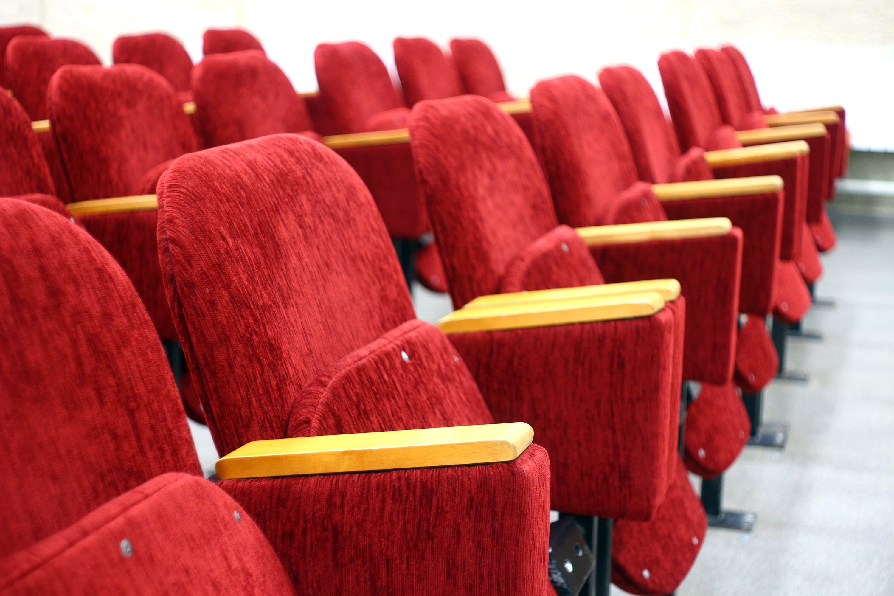 2K, cinema, contemporary, close-up, room, large group of objects, multi, theater, colored, hall, comfort, indoors, chairs, red, row, comfortable, chair, HD Wallpaper