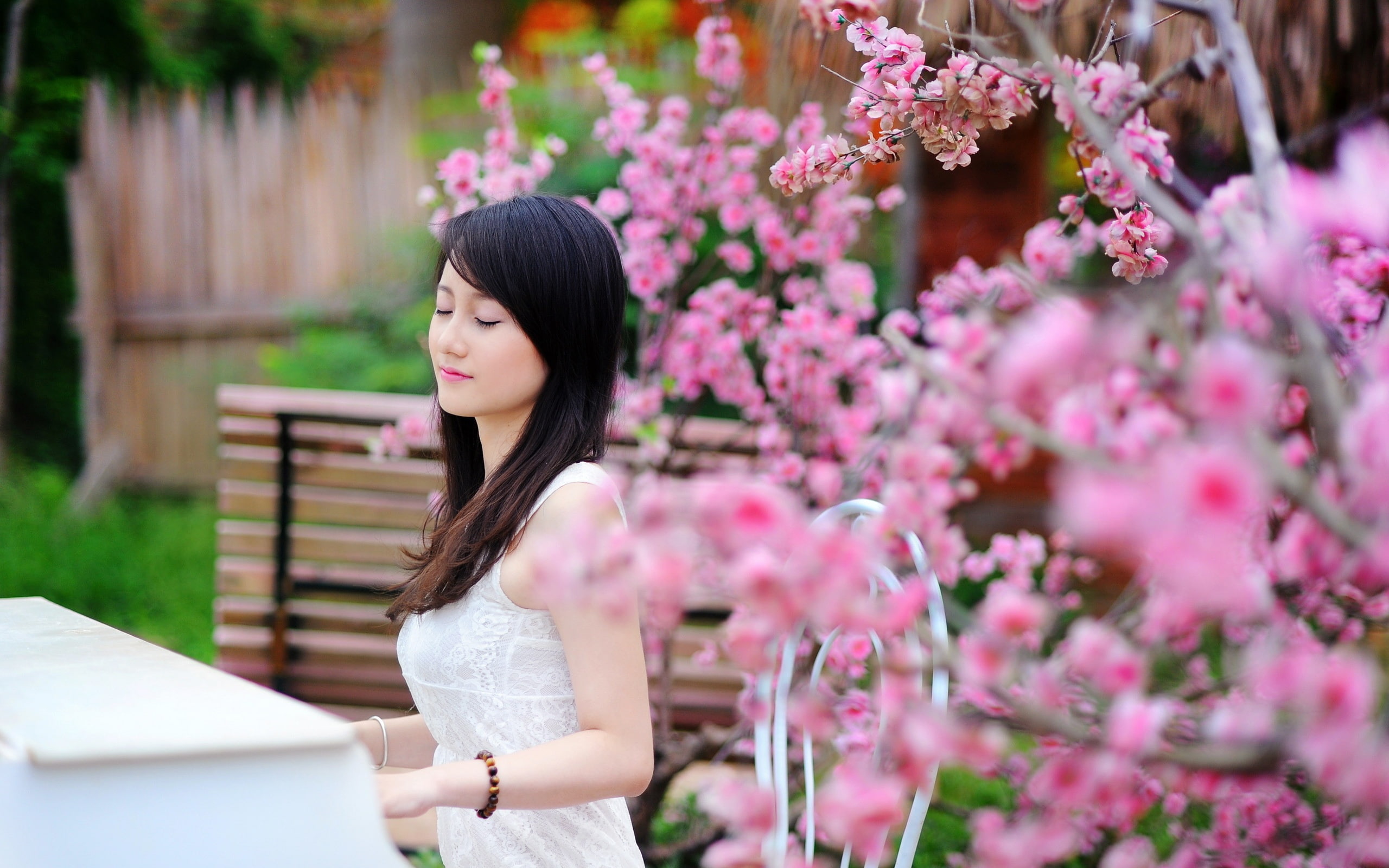 Flowers, Garden, Play, Asian, Piano, 2K, Girl, HD Wallpaper