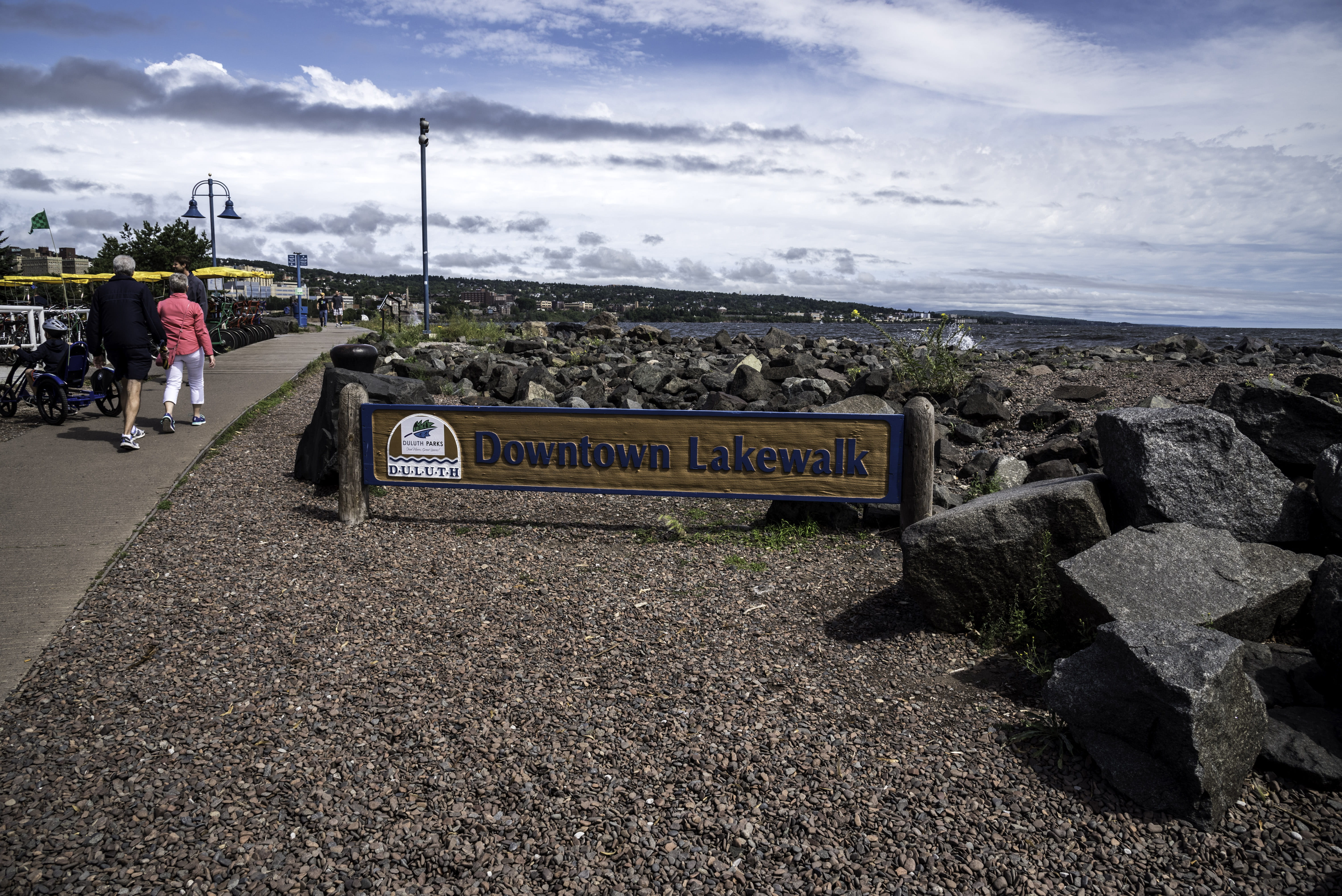 the way forward, cloud - sky, western script, 5K, lifestyles, architecture, lakewalk, solid, sky, mountain, communication, Duluth, public domain, rock - object, HD Wallpaper