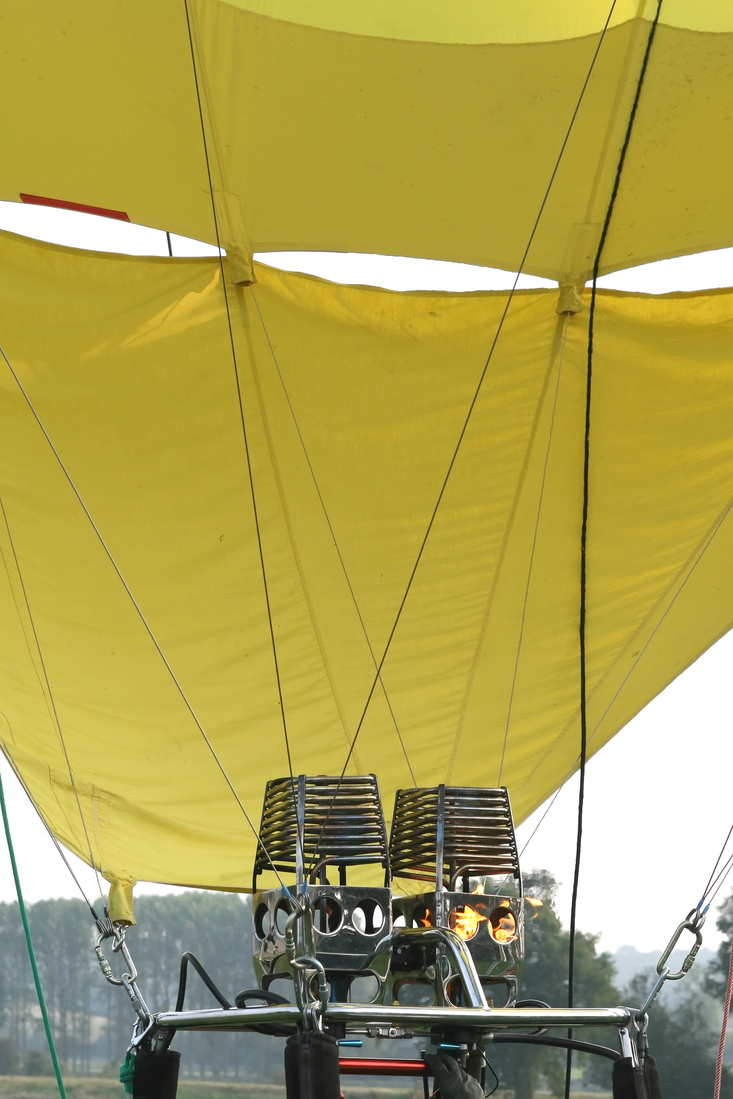 mode of transportation, ballooning, ride, up, down, heated, fire, transportation, lift, powered, air, flying, travel, hotair, nature, hot, burner, drift, Phone HD Wallpaper