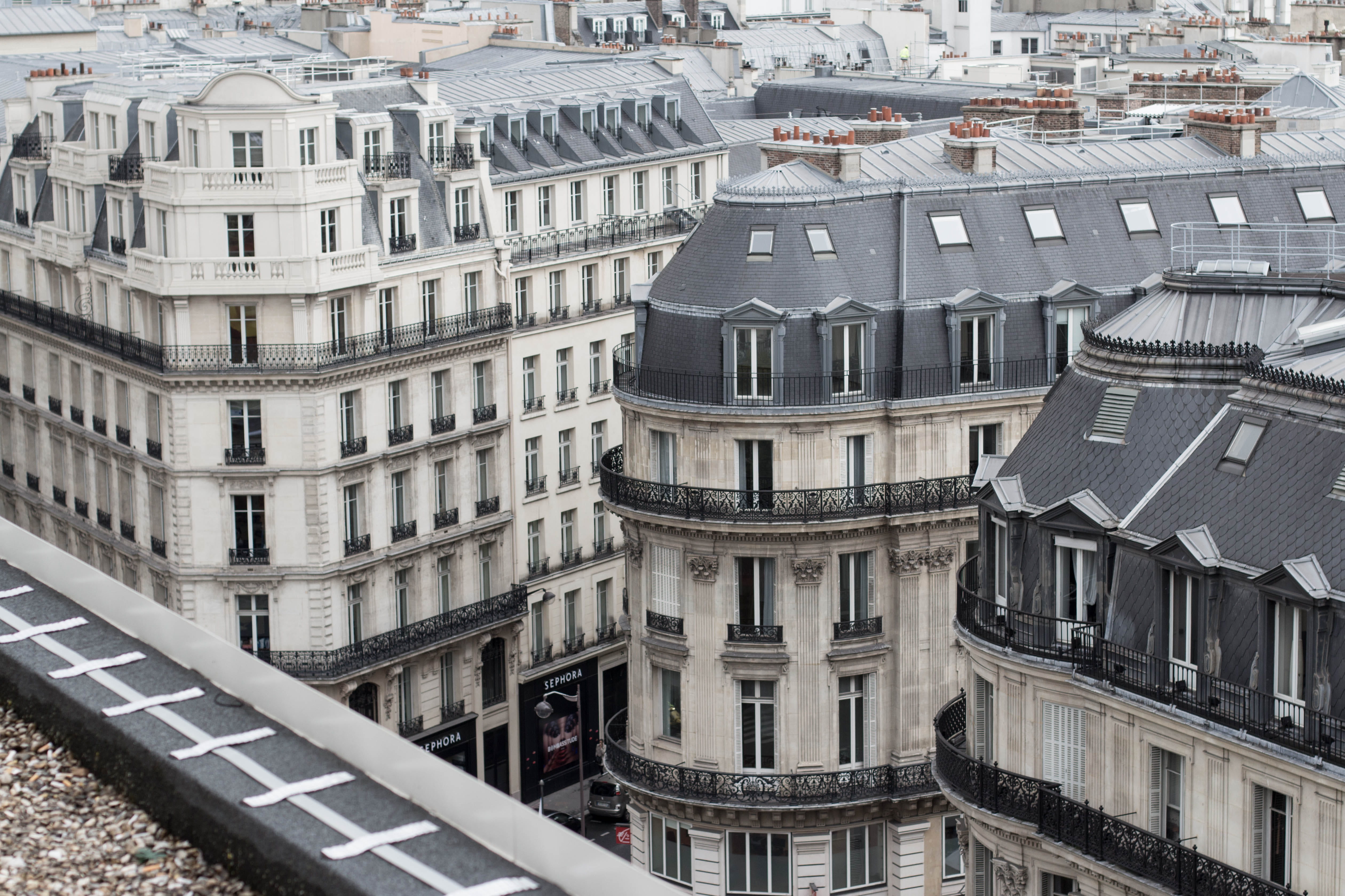 france, 4K, city centre, street, apartment, building exterior, buildings, town, roof, cityscape, outdoors, nature, building, residential district, day, HD Wallpaper