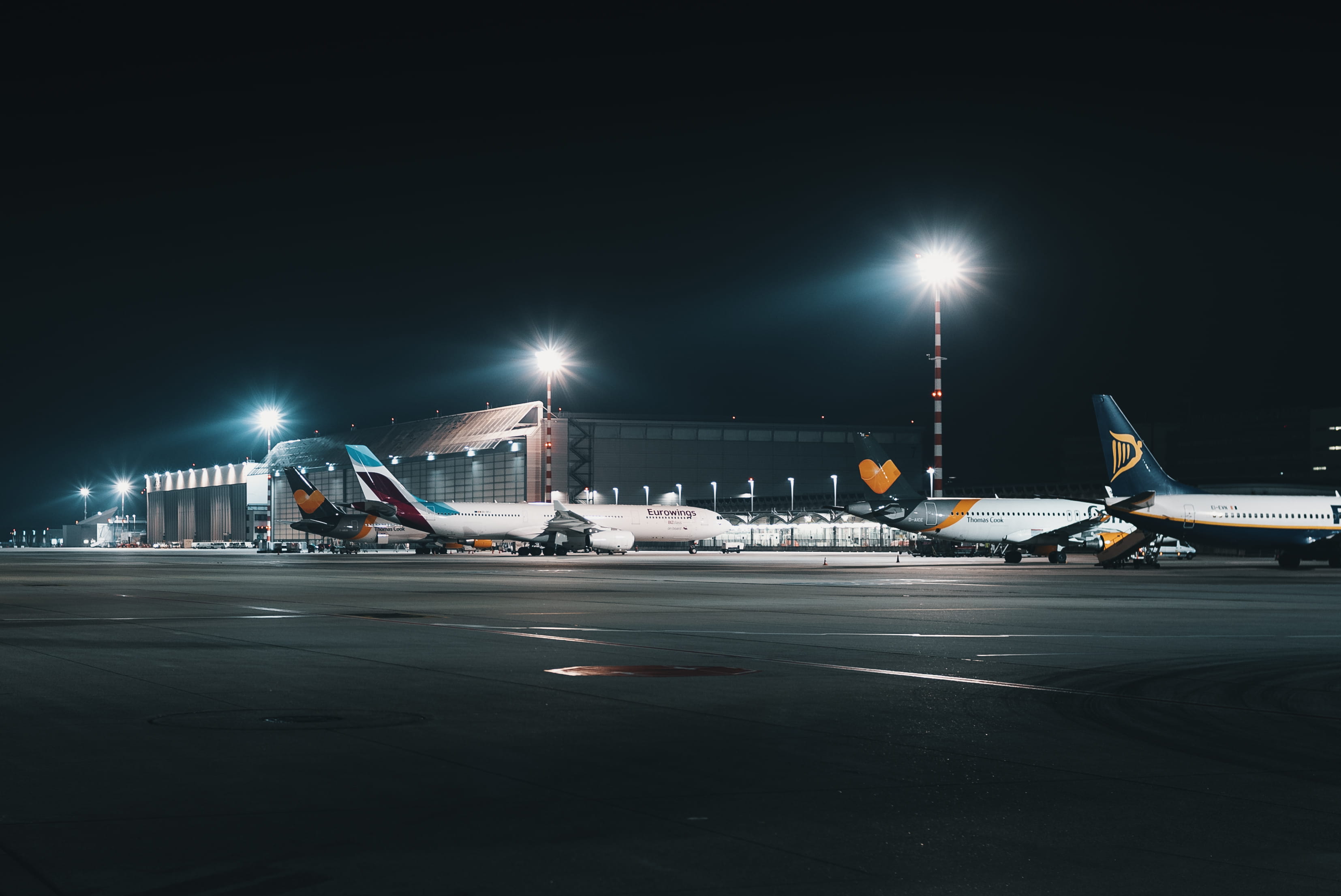 transportation, no people, hangar, urban, city, mode of transportation, street light, architecture, düsseldorf, building exterior, nature, airport runway, HD Wallpaper