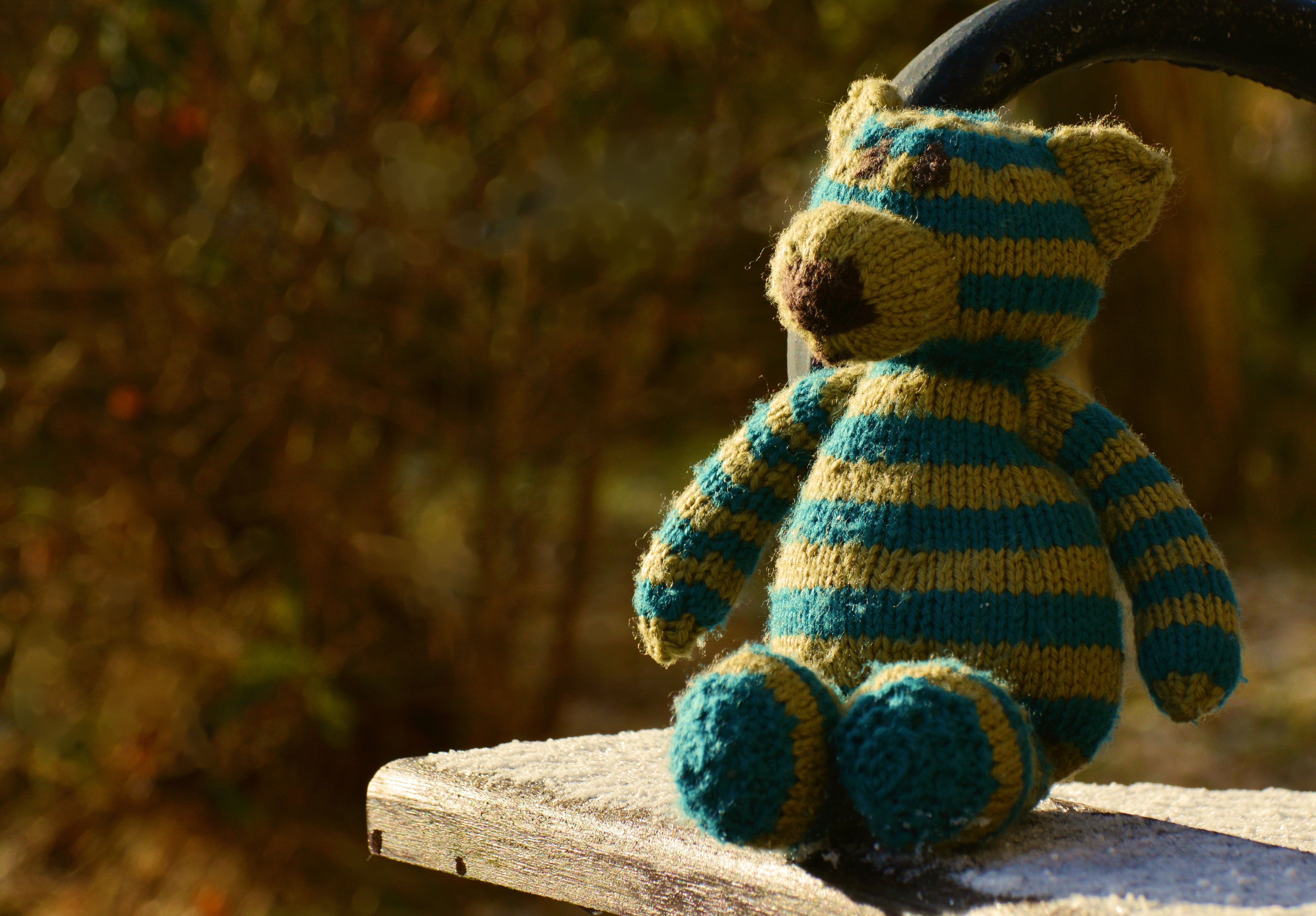 knitted, bear, focus on foreground, knitted itself, wood - material, brown, baby, soft, stripe, creativity, plush, art and craft, textile, bank, hat, knit hat, HD Wallpaper