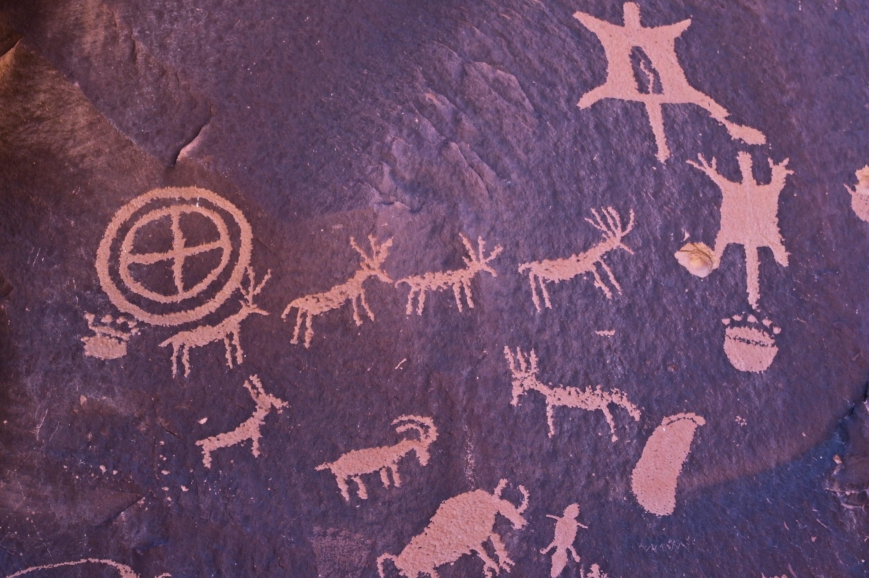 primitive, stone, heritage, historic, outdoors, art and craft, drawing - activity, textured, sandstone, aboriginal, architecture, craft, rock, prehistory, HD Wallpaper