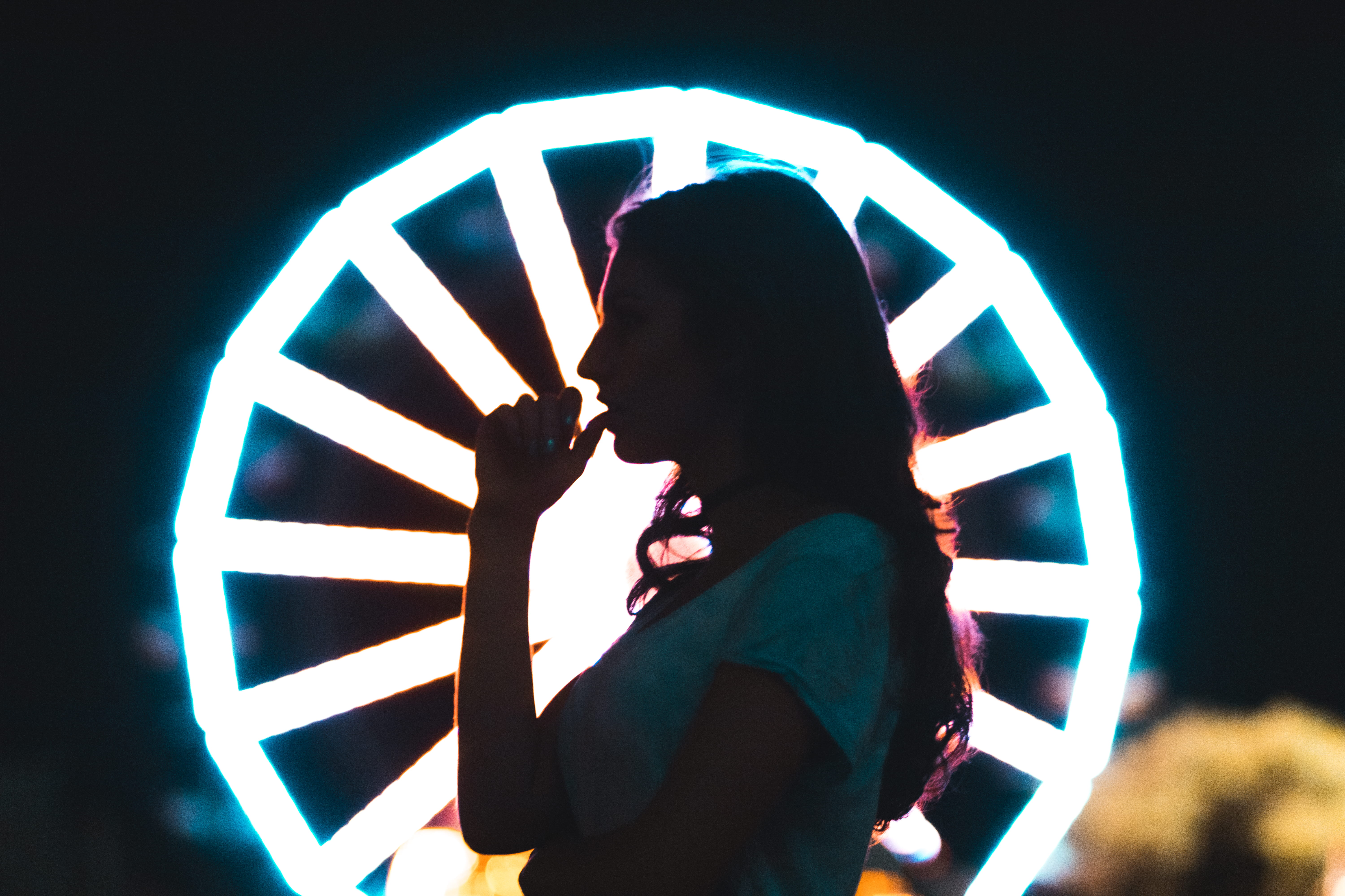 lights, one person, dark, waist up, silhoutte, portrait, girl, night, anxious, women, ride, carnival, focus on foreground, festival, outdoors, men, united states, HD Wallpaper