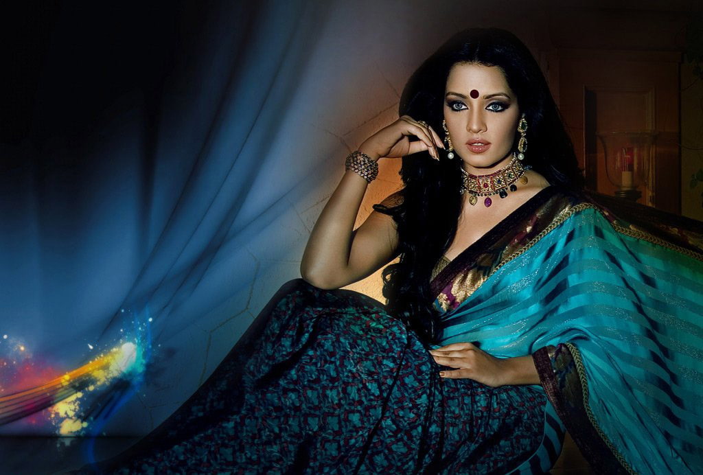 hot, jaitley, celina, 480P, saree, HD Wallpaper