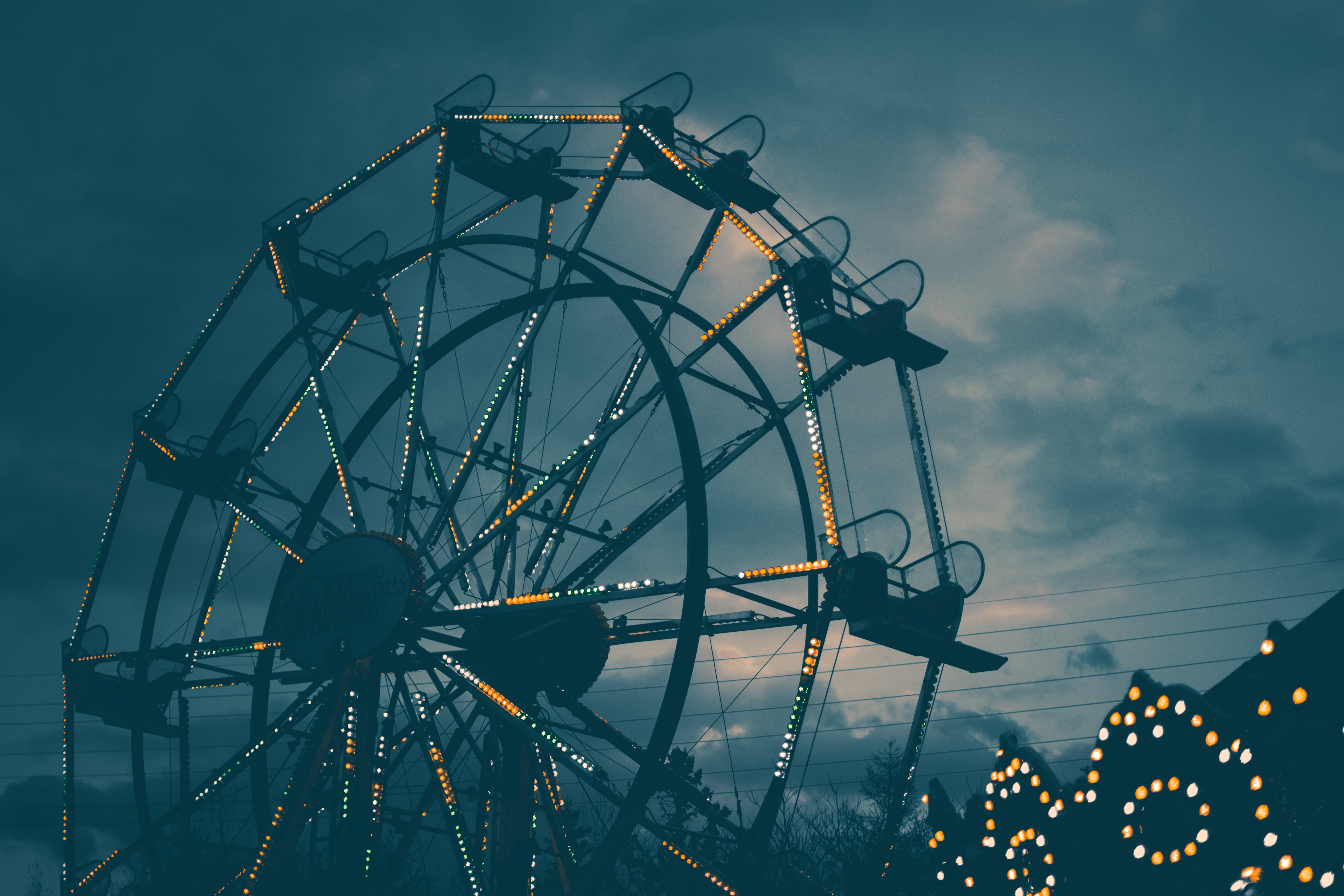 spinning, sky, fairground, dusk, traveling Carnival, 5K, arts culture and entertainment, backlight, outdoors, cloud - sky, amusement Park Ride, no people, HD Wallpaper