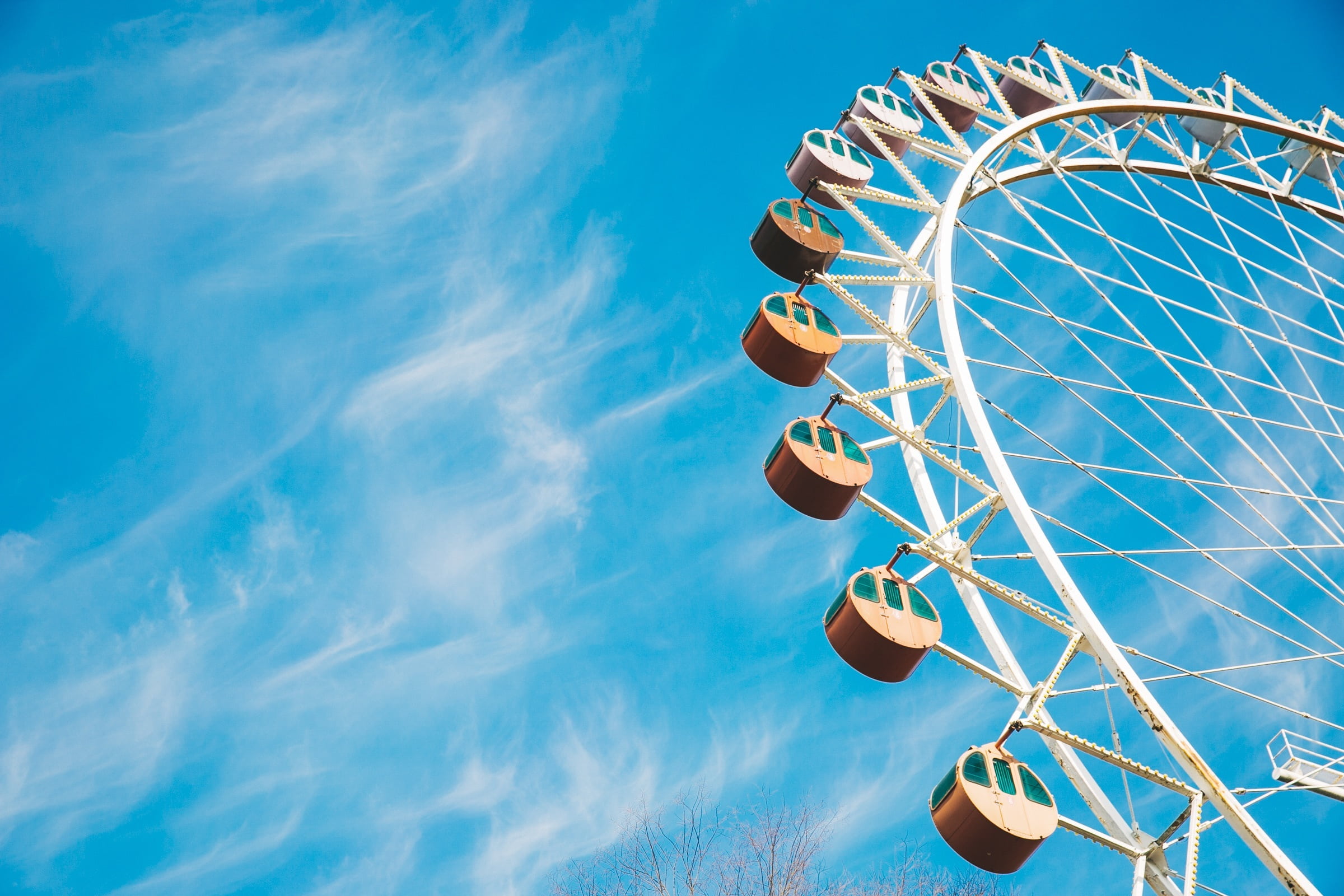 ride, fun, fairground, photography, no people, leisure activity, sky, entertainment, travel destinations, amusement, cabins, fair, funfair, blue, daylight, HD Wallpaper