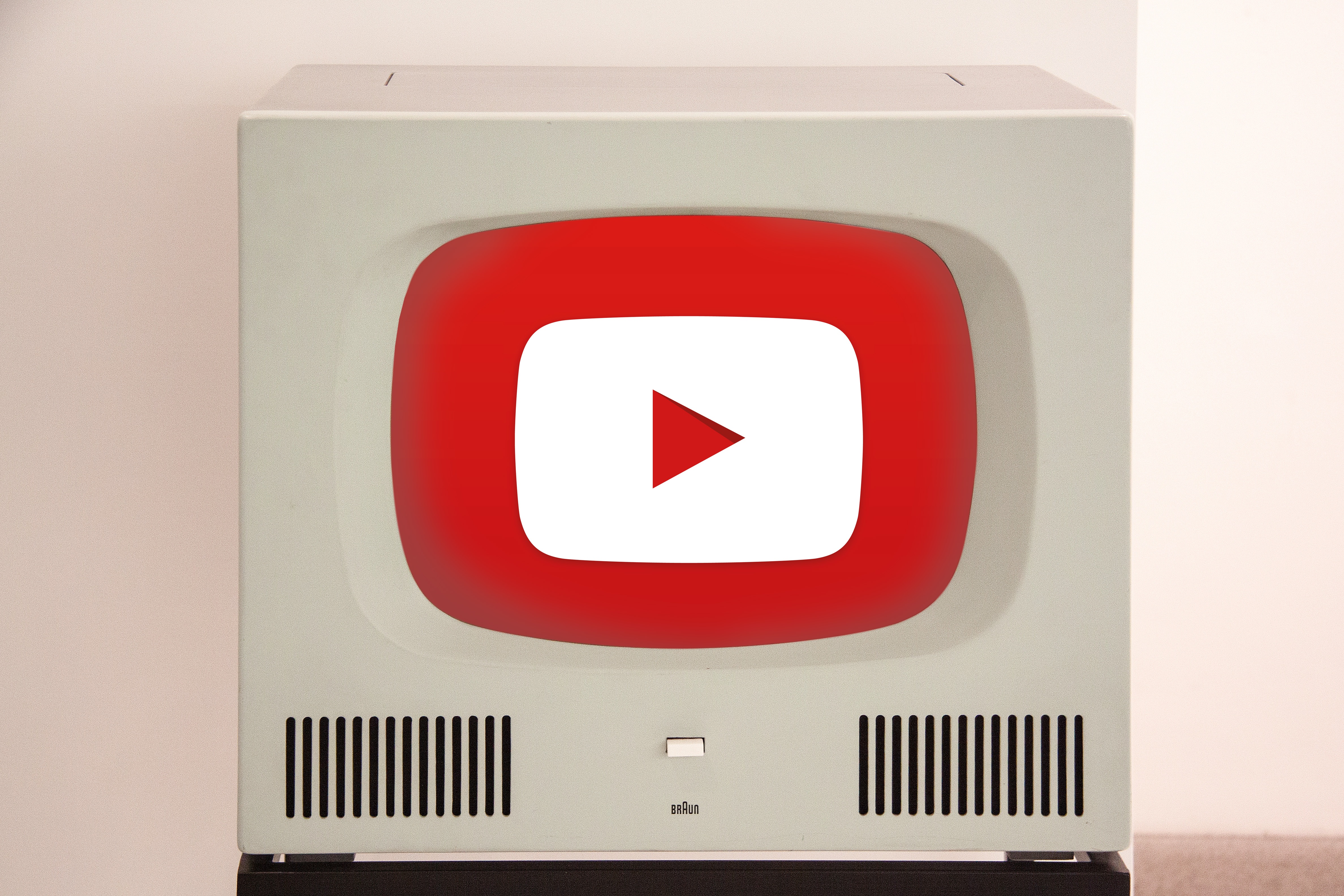 white color, youtube, communication, geometric shape, new media, transportation, indoors, warning sign, old and modern, technology, 1958, tv, information, HD Wallpaper