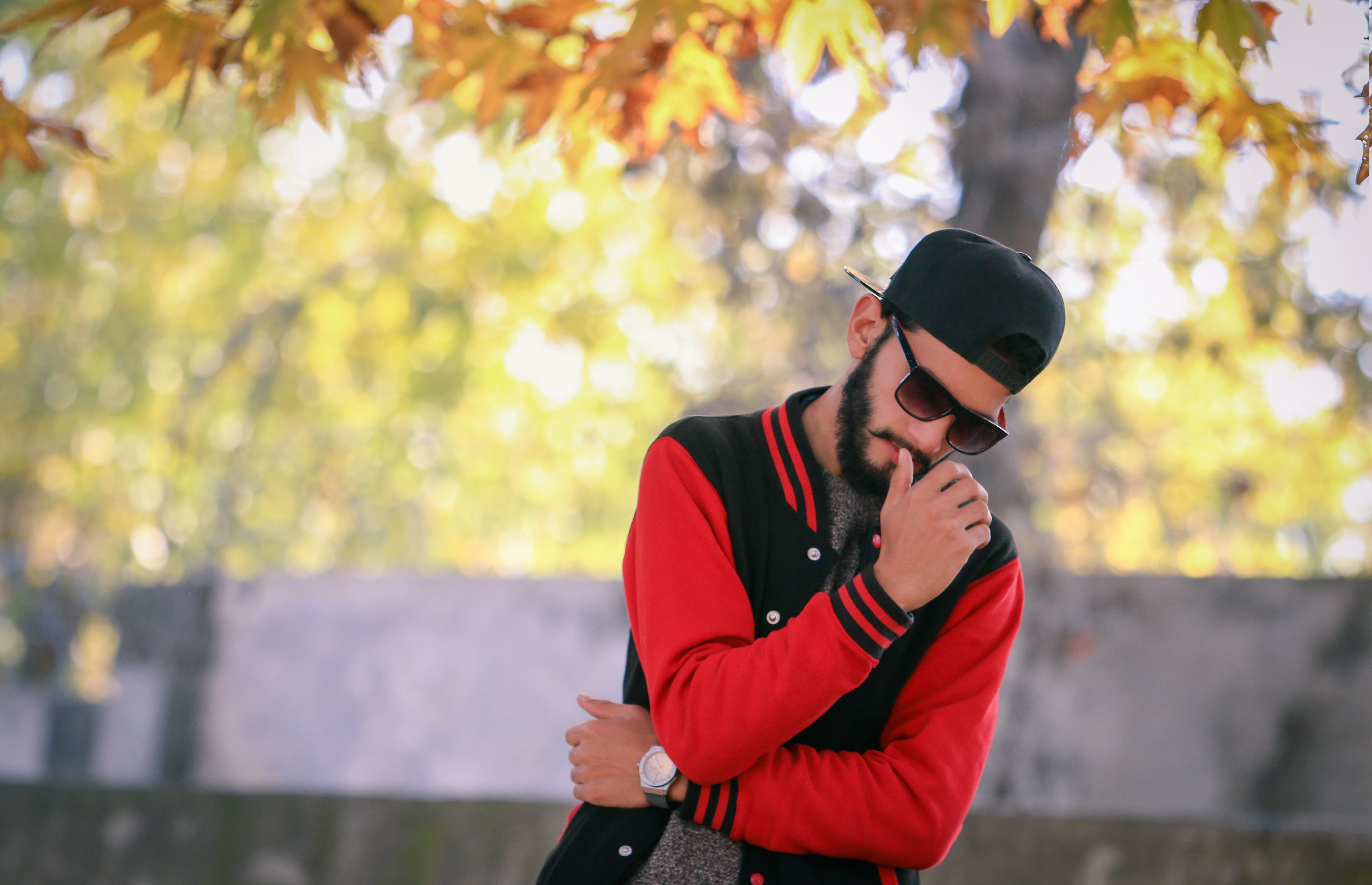 cap, sunglasses, tree, attractive, autumn, black, young adult, day, portrait, nature, focus on foreground, pose, look, fashion, travel, communication, outdoors, HD Wallpaper