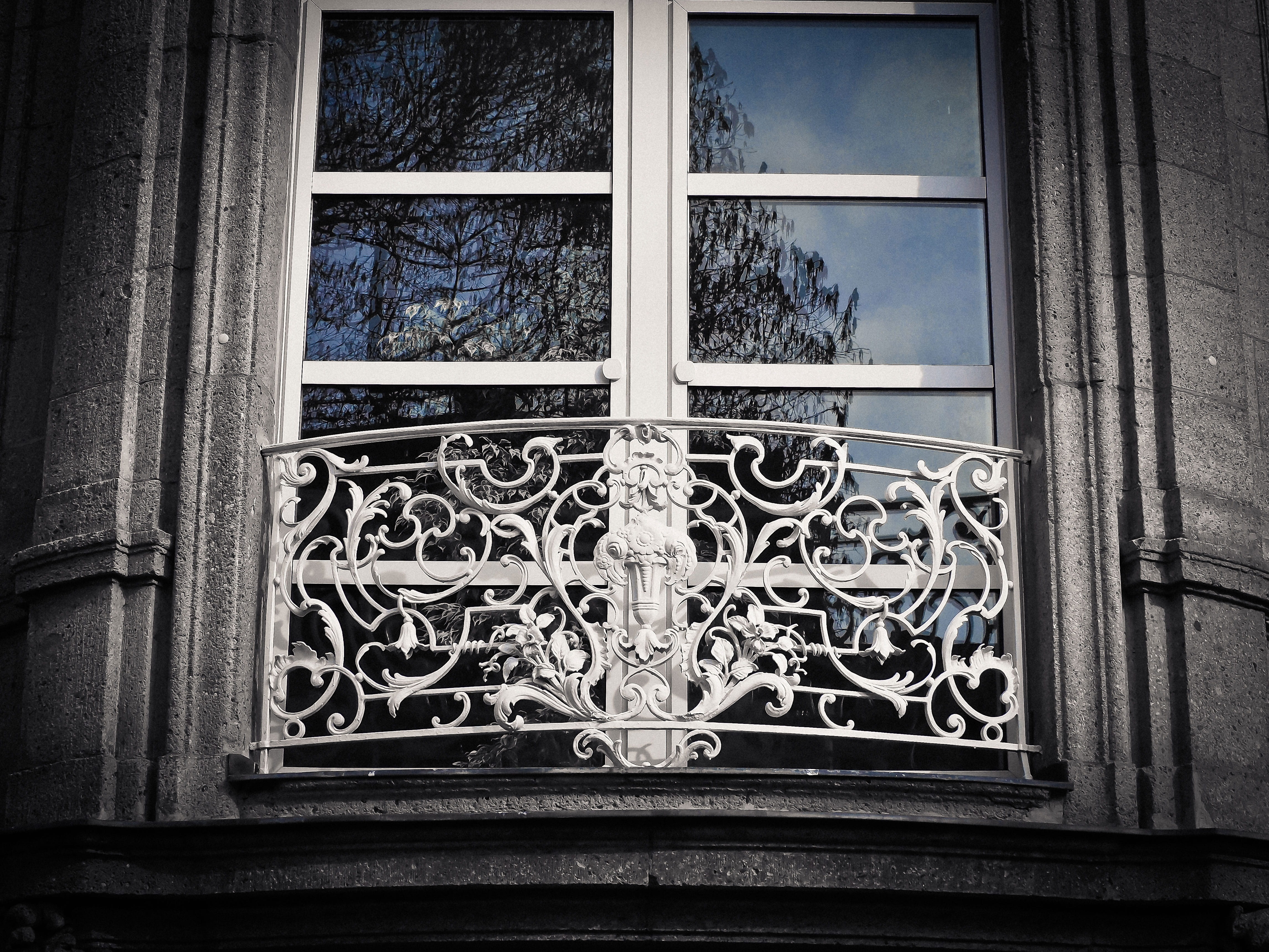 historically, design, glass, no people, outdoors, pattern, house, reflection, nature, white, clear, wrought iron, railing, building exterior, architecture, HD Wallpaper