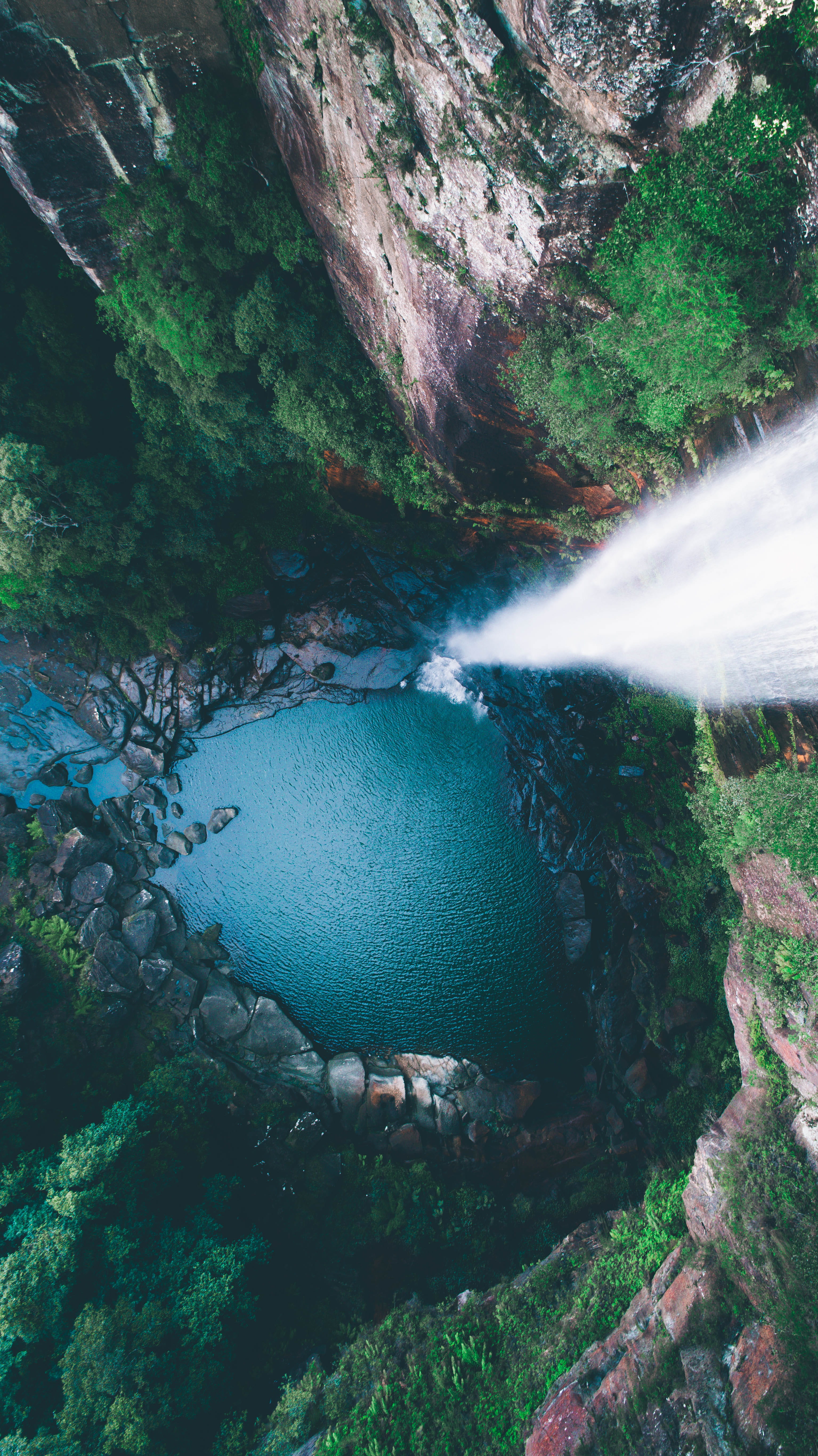 rock, colourful, mountain, waterfalls, scenics - nature, solid, non-urban scene, green color, plant, woodland, photo, lake, forest, tranquility, sydney, Phone HD Wallpaper