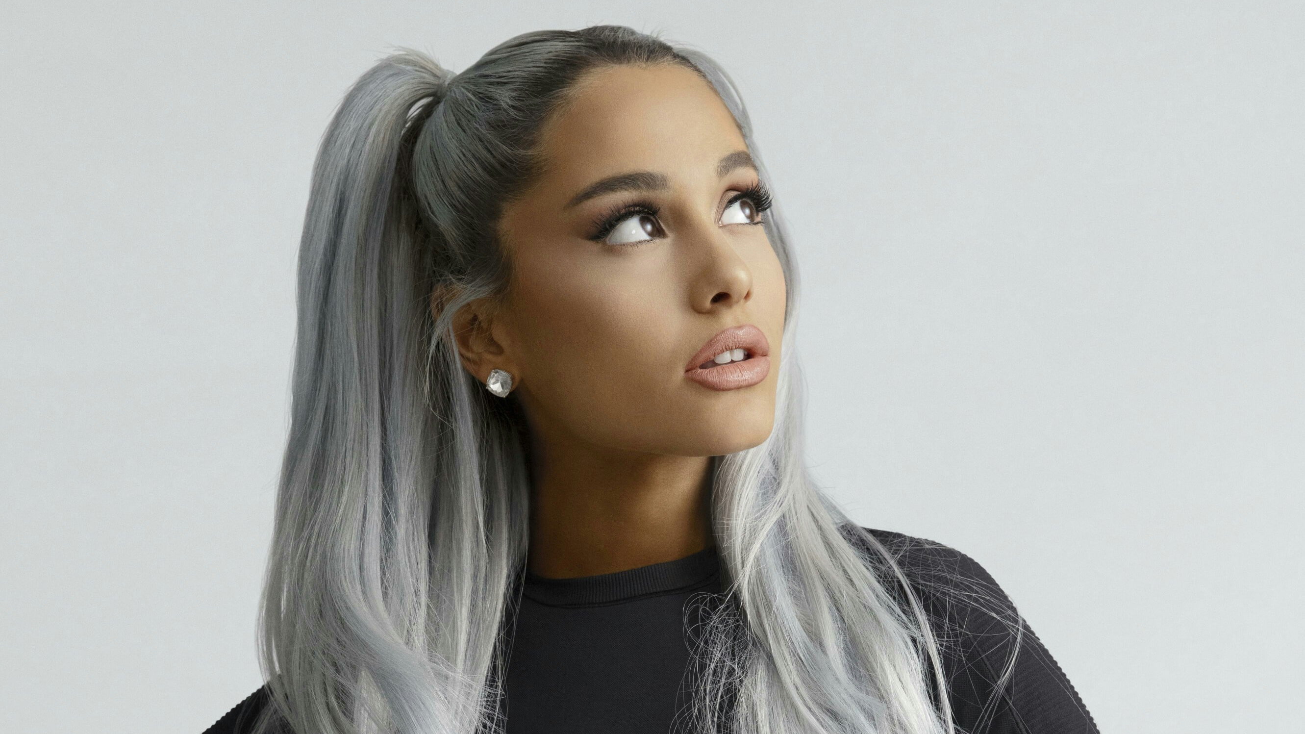 reebok, hd, 2K, girls, celebrities, ariana grande, singer, music, HD Wallpaper