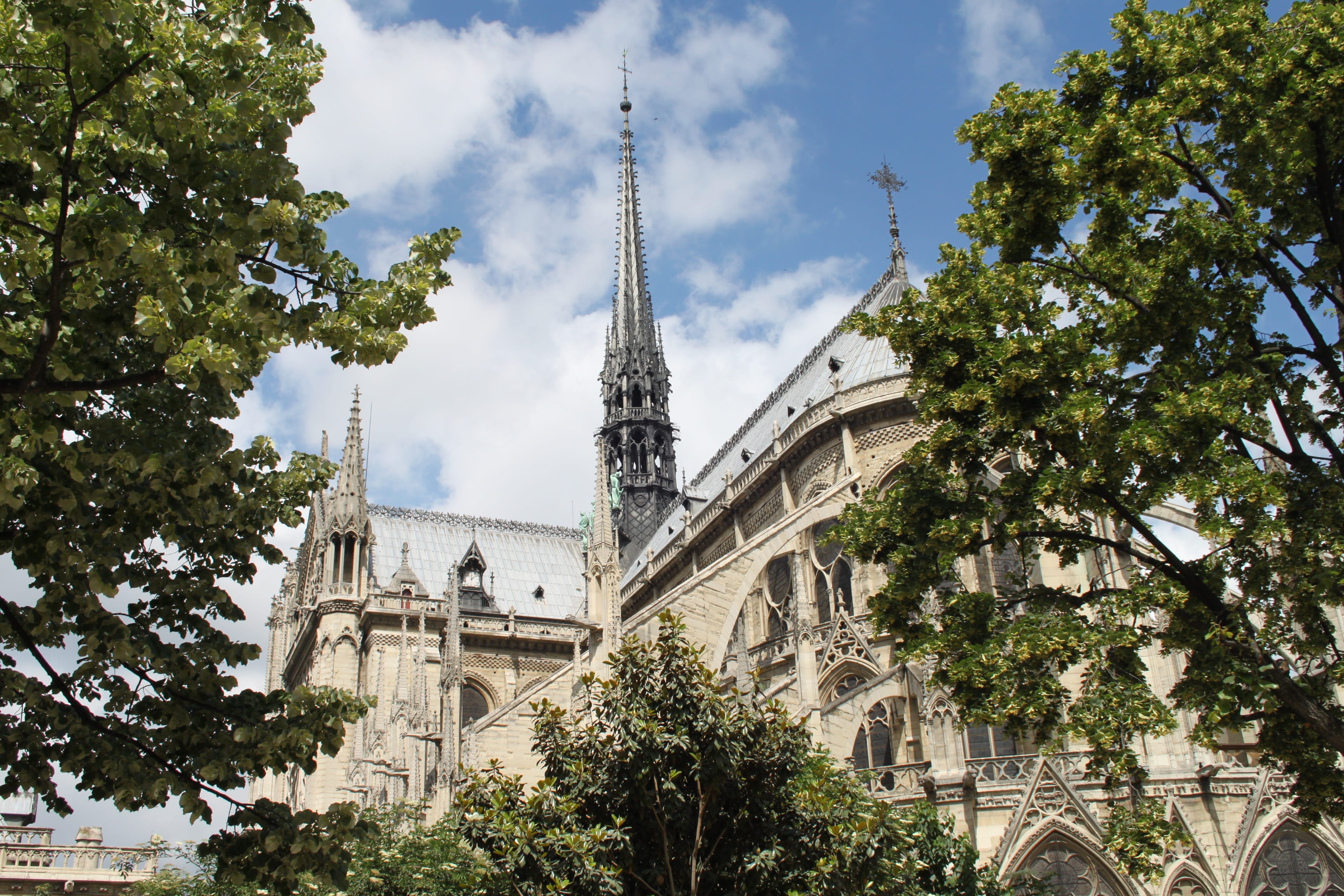 may, no people, places of interest, low angle view, architecture And Buildings, 2K, architecture, europe, england, travel, built Structure, notre Dame De Paris, HD Wallpaper