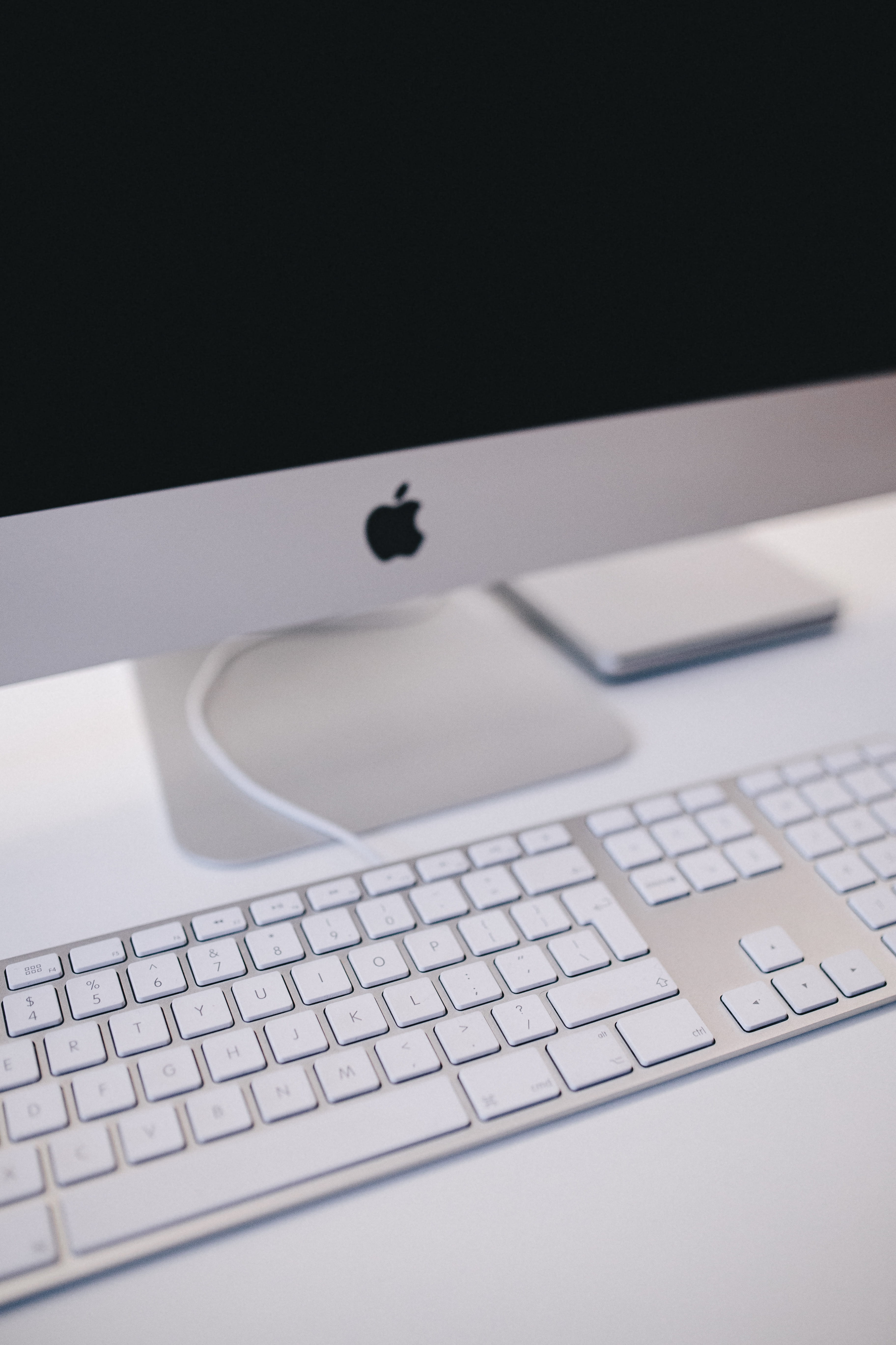 table, computer Key, equipment, portable information device, Details, iMac, black background, Apple, still life, internet, technology, computer, 5K, indoors, Phone HD Wallpaper