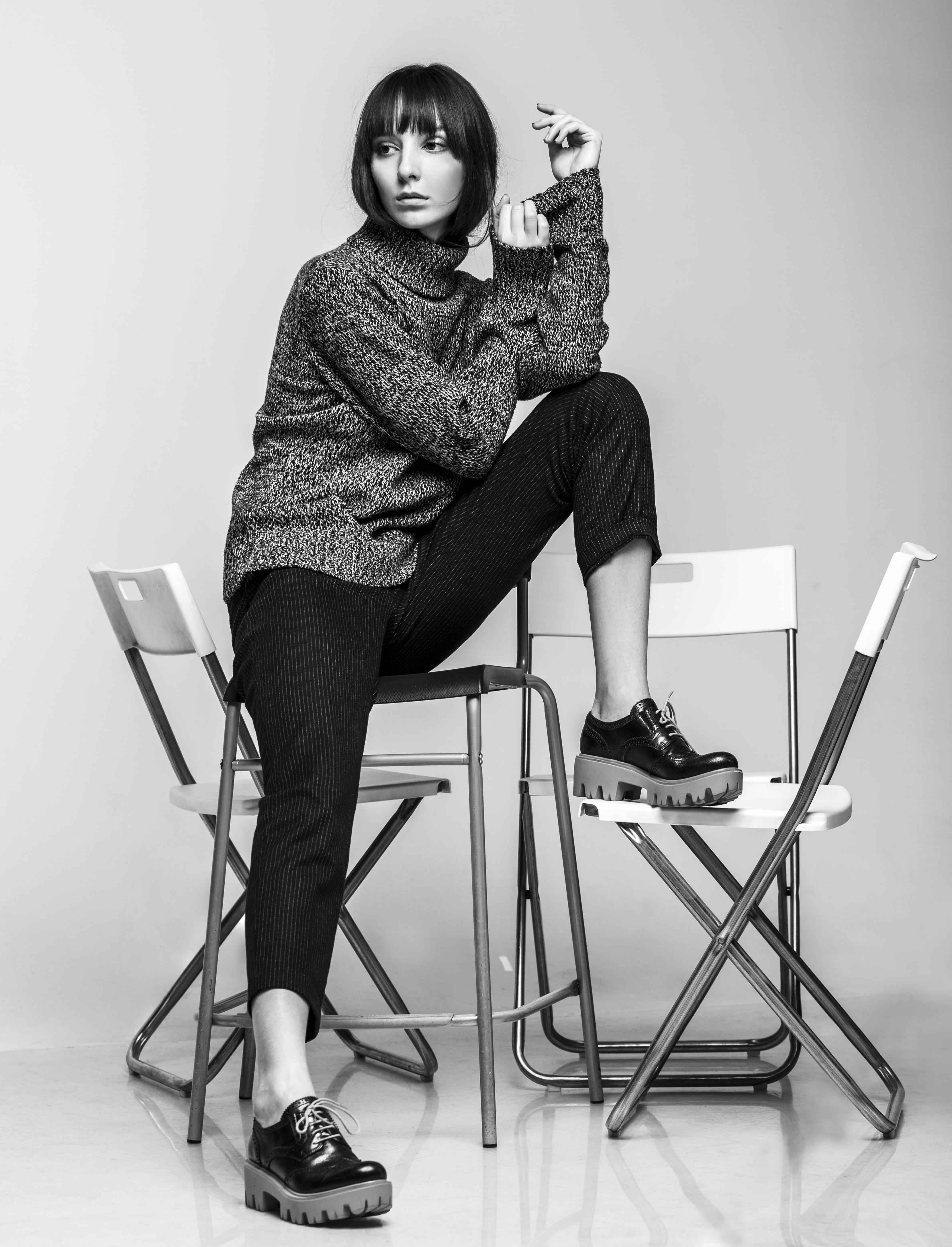 model, looking at camera, pose, insulated, casual clothing, black and white, style, female, one person, photo, bang, adult, portrait, fashion look, human, Phone HD Wallpaper