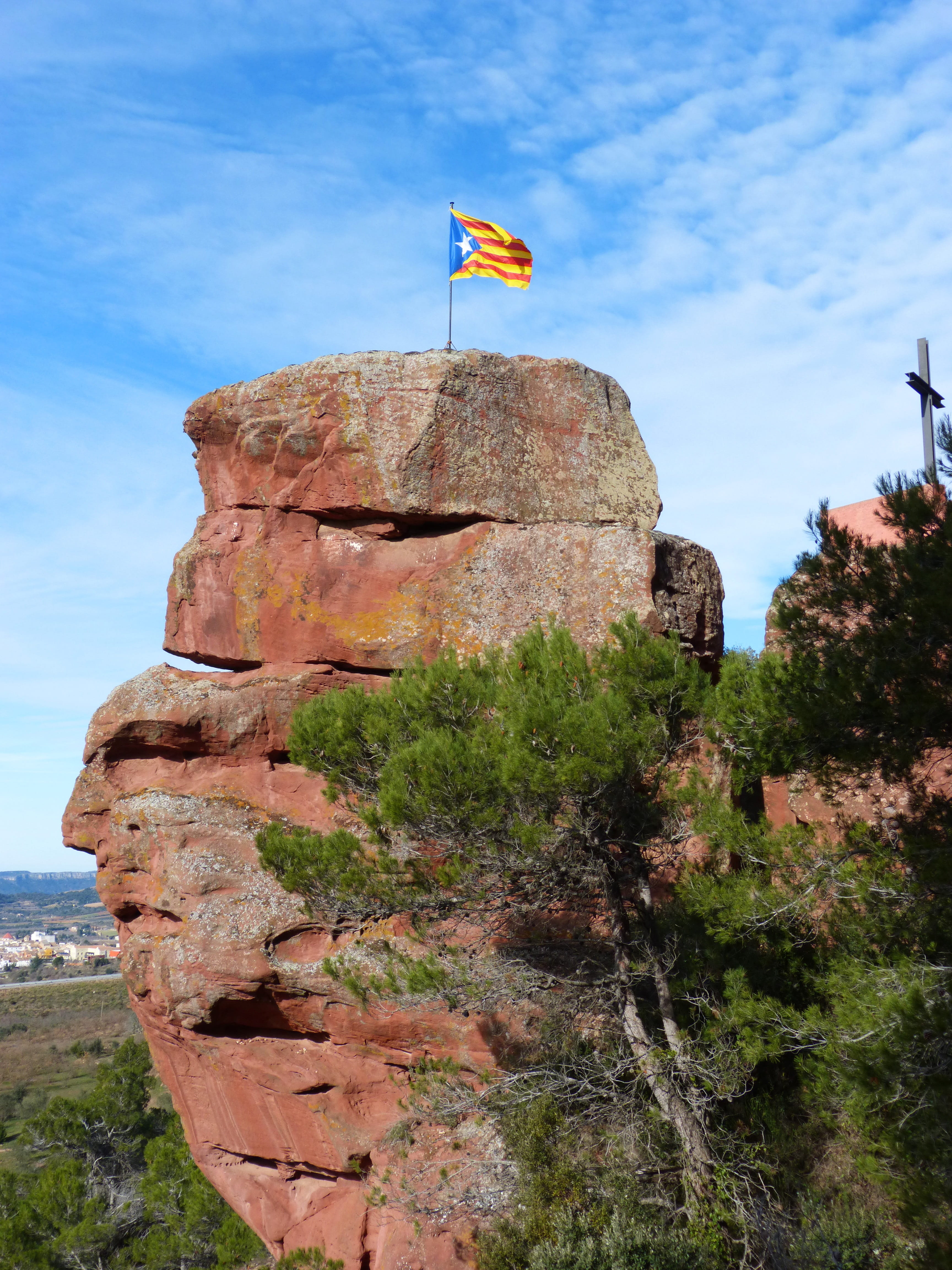 architecture, mountain, cliff, tranquility, plant, solid, rock - object, day, tourism, travel destinations, red sandstone, catalan flag, beauty in nature, Phone HD Wallpaper
