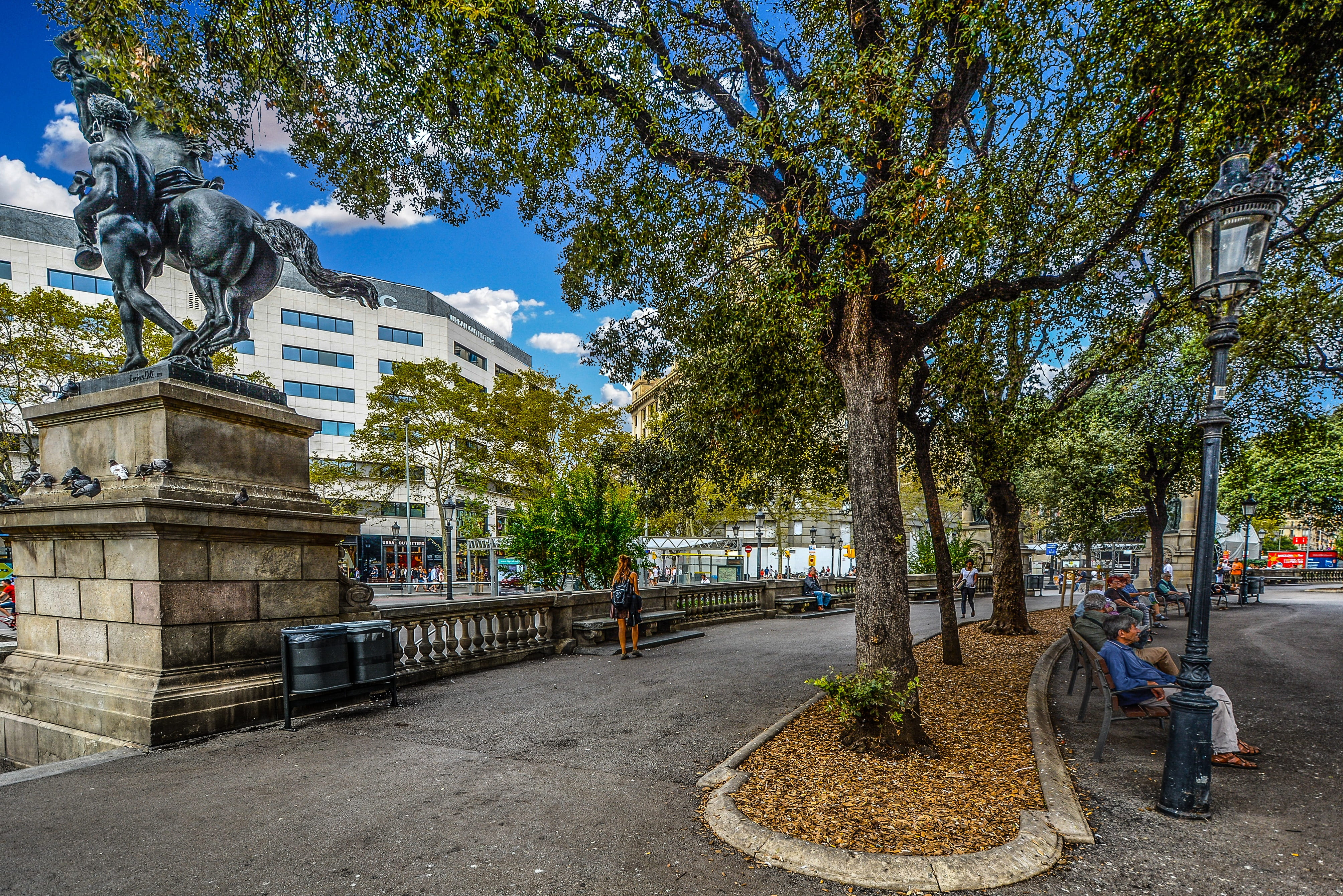 sky, building exterior, placa, building, tree, Shade, day, built structure, incidental people, Statue, Barcelona, outdoors, road, catalan, spanish, spain, HD Wallpaper