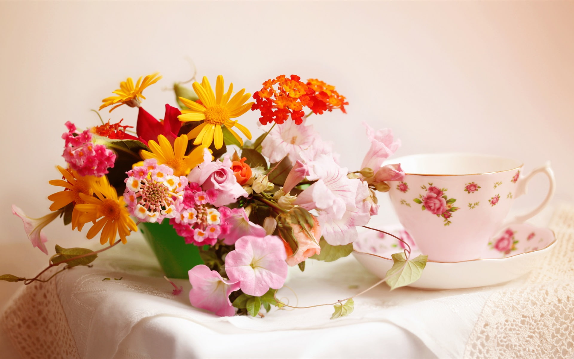 Bouquet, Teacup, Home, Flowers, Furnishings, Vase, 1080P, HD Wallpaper