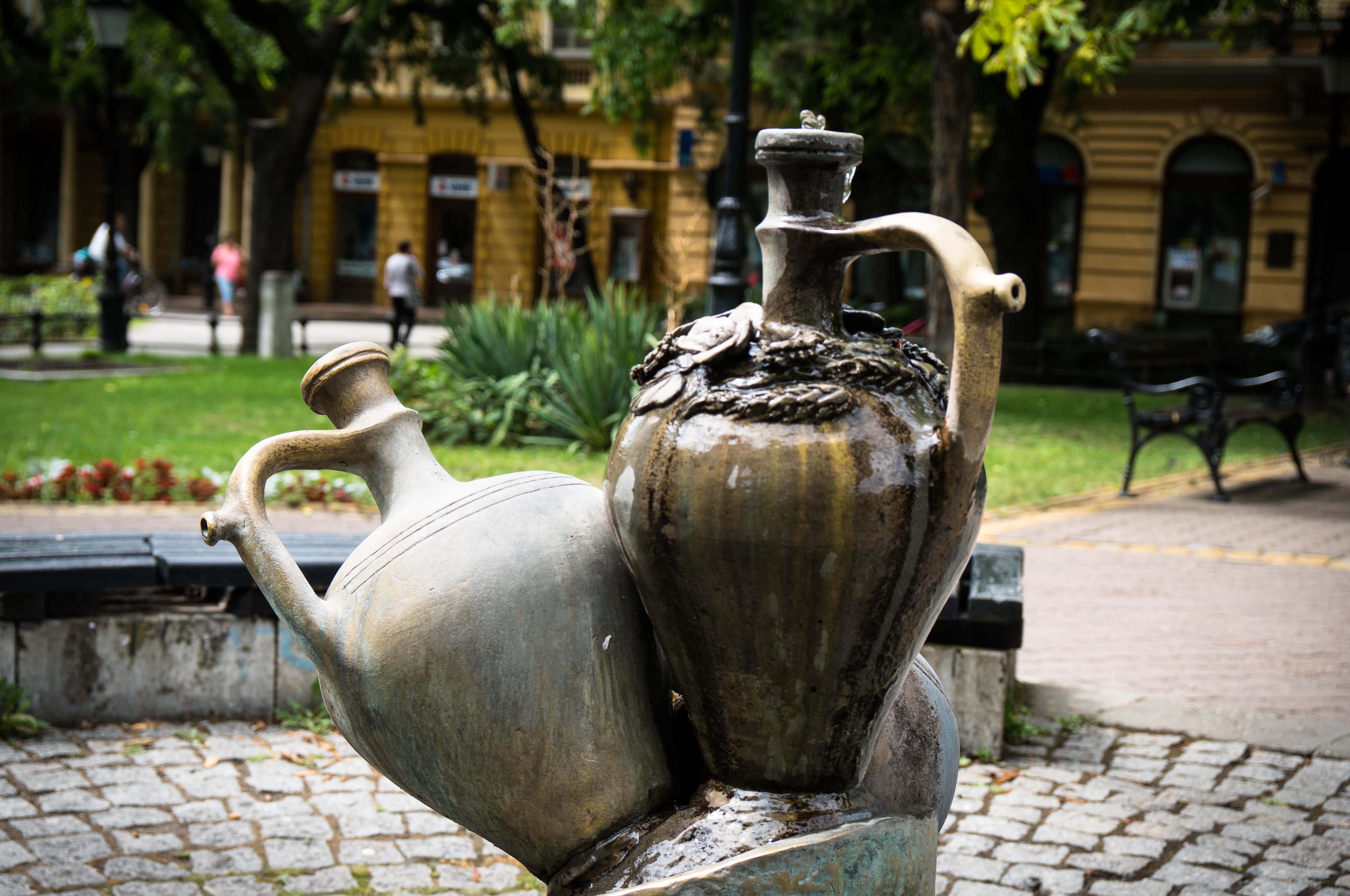 water jet, architecture, drink, liquid, nature, 5K, drinking water, incidental people, park, day, drinking fountain, drop of water, built structure, sculpture, HD Wallpaper