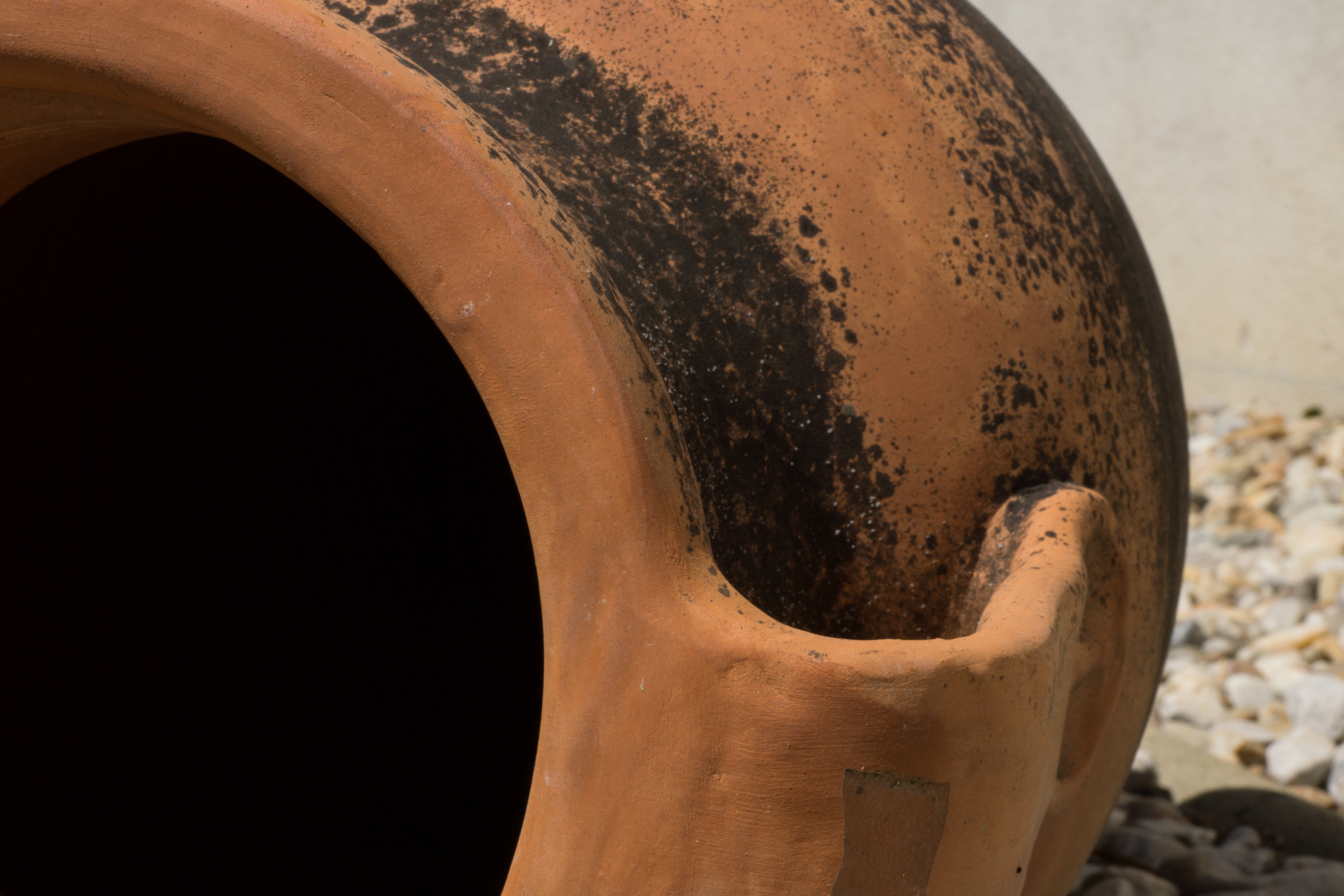 krug, focus on foreground, 5K, craft, metal, abandoned, nature, porcelain, jug wine, water jug, close-up, land, amphora pottery, vase, outdoors, vessel, HD Wallpaper