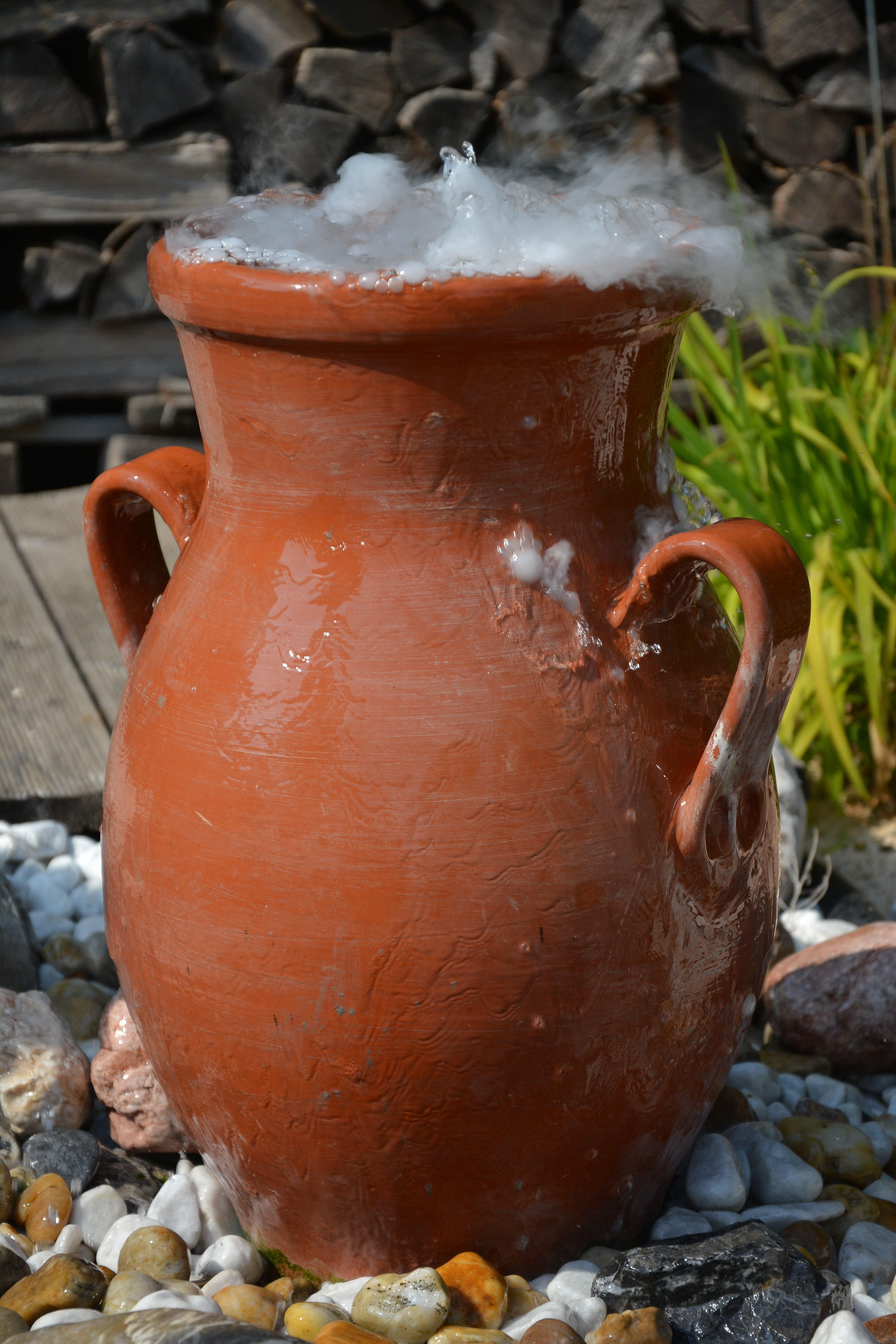 krug, dry ice, food and drink, ceramics, brown, pottery, rock, still life, 5K, food, outdoors, amphora, melting, winter, nature, solid, cold temperature, Phone HD Wallpaper