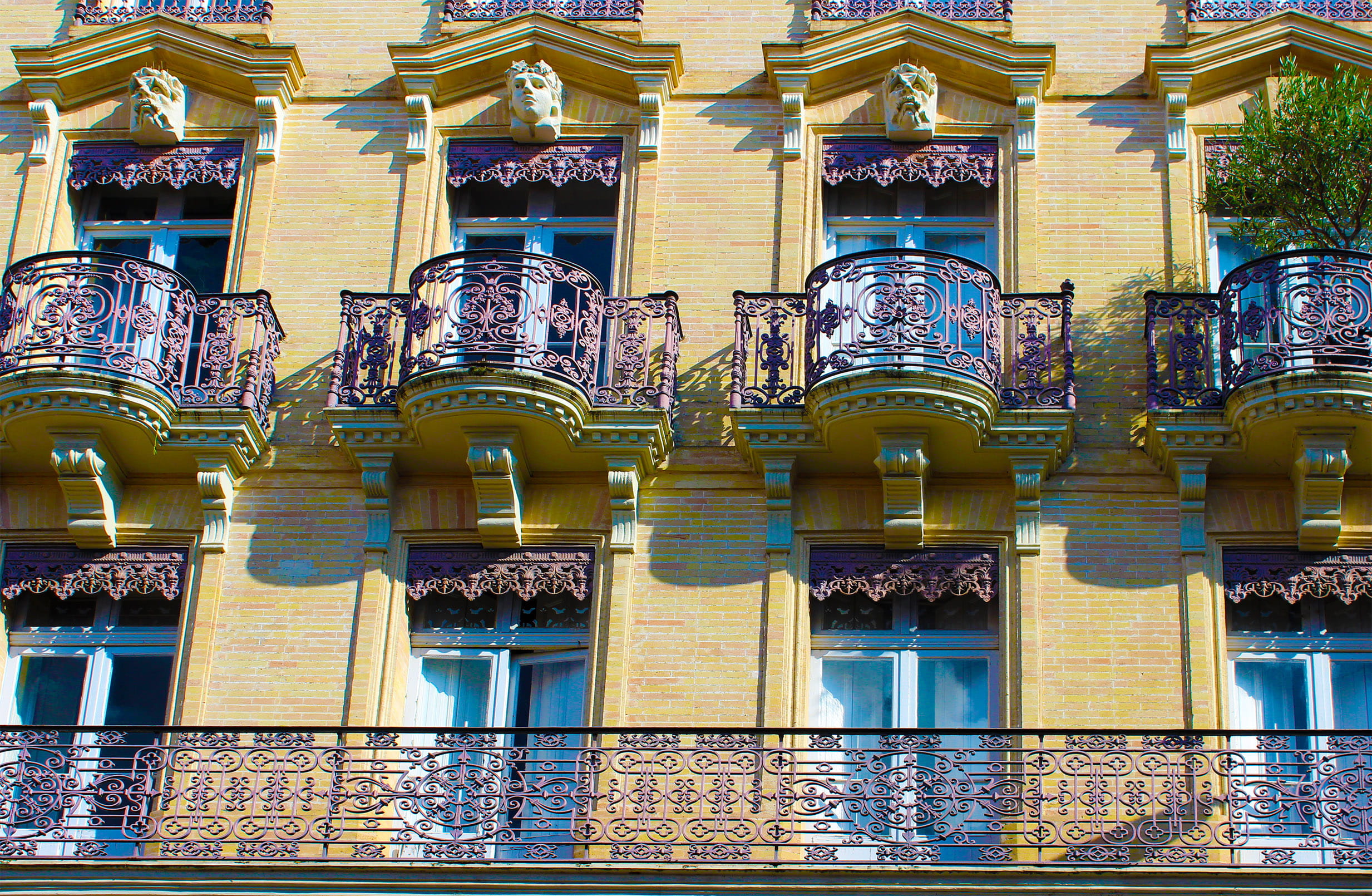 railing, history, ironwork, building exterior, windows, neoclassical, window, architectural column, low angle view, architecture, full frame, day, ornate, HD Wallpaper