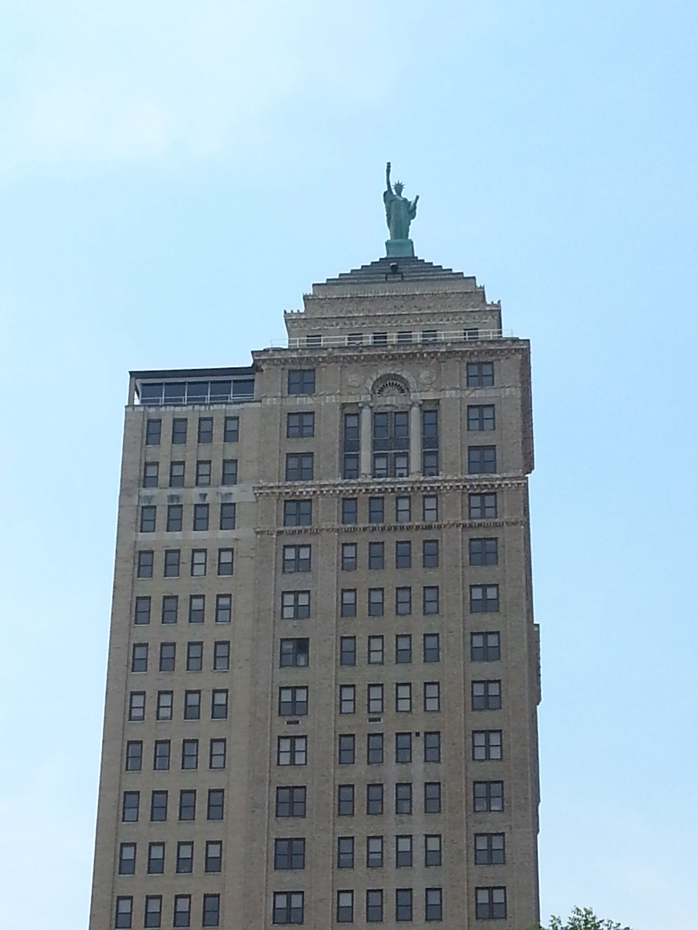 buffalo, travel, built structure, liberty building, downtown, the past, travel destinations, liberty bank, office building exterior, no people, architecture, Phone HD Wallpaper