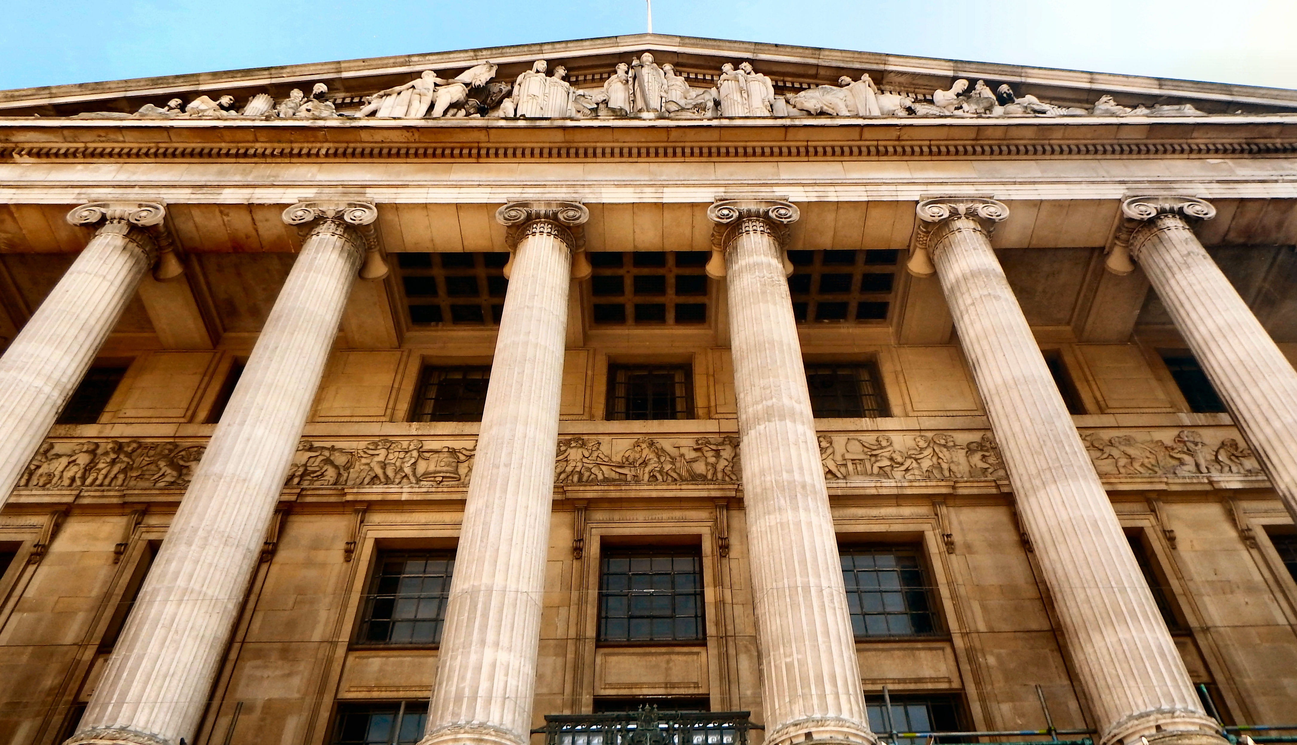 public, courthouse, court, city, neoclassical, carving - craft product, symbol, no people, classical style, design, colonnade, the past, travel, classic, HD Wallpaper