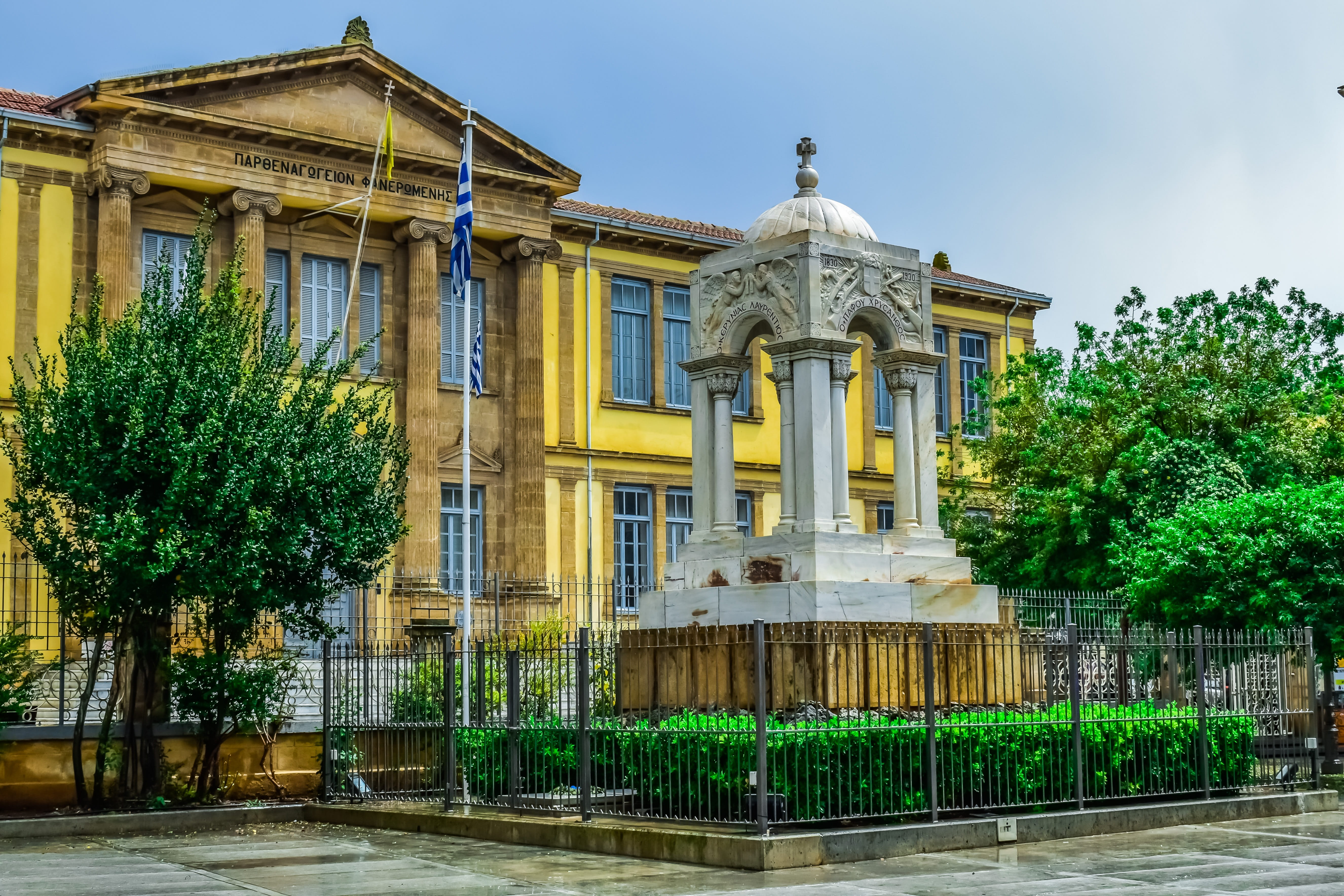 architecture, plant, sky, neoclassic, nicosia, city, square, facade, lefkosia, 5K, building exterior, the past, water, urban, green color, town, building, HD Wallpaper