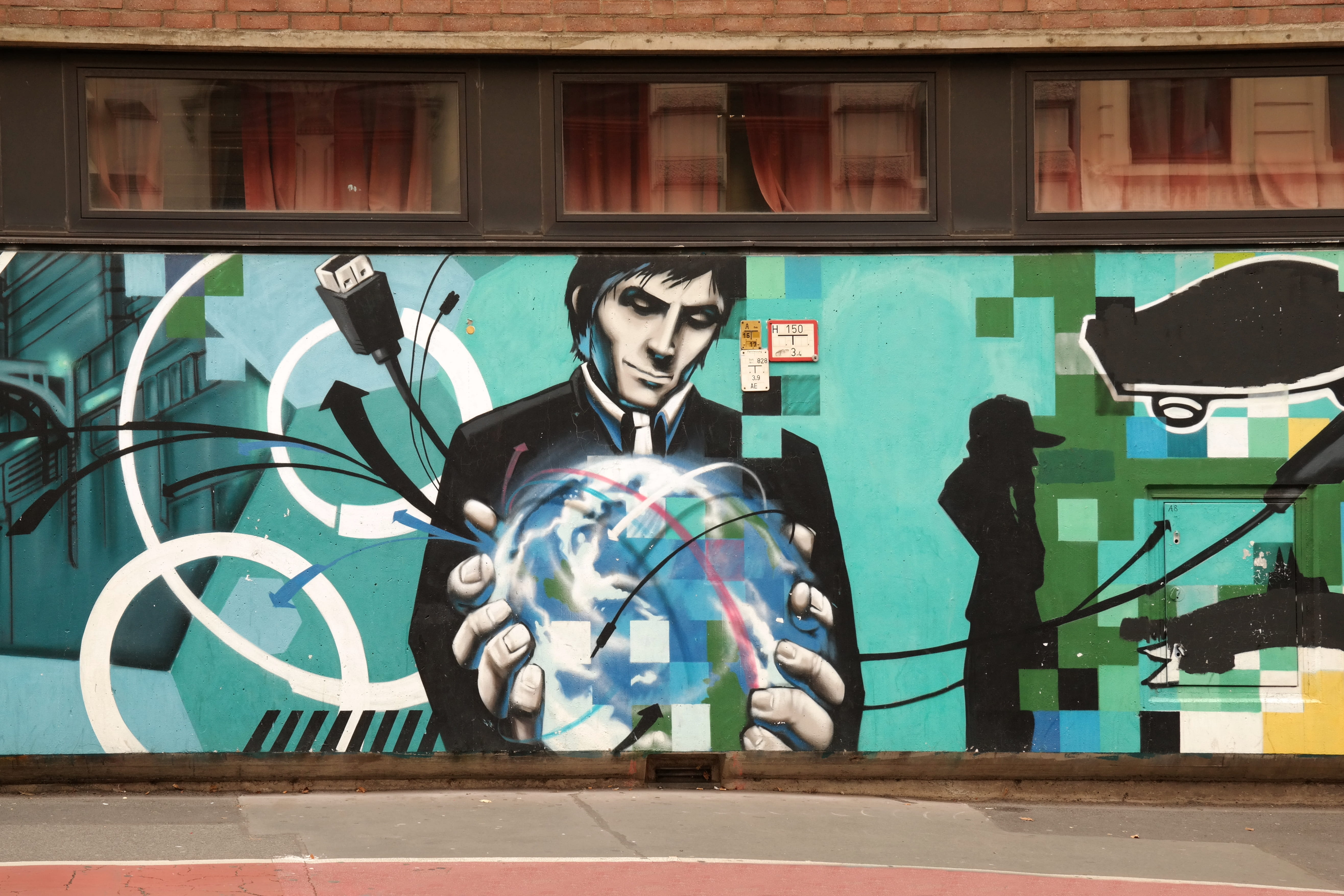 sprayer, Painting, Graffiti, one person, street art, front view, hauswand, wall, architecture, building exterior, male likeness, Art, Mural, paint, man, HD Wallpaper