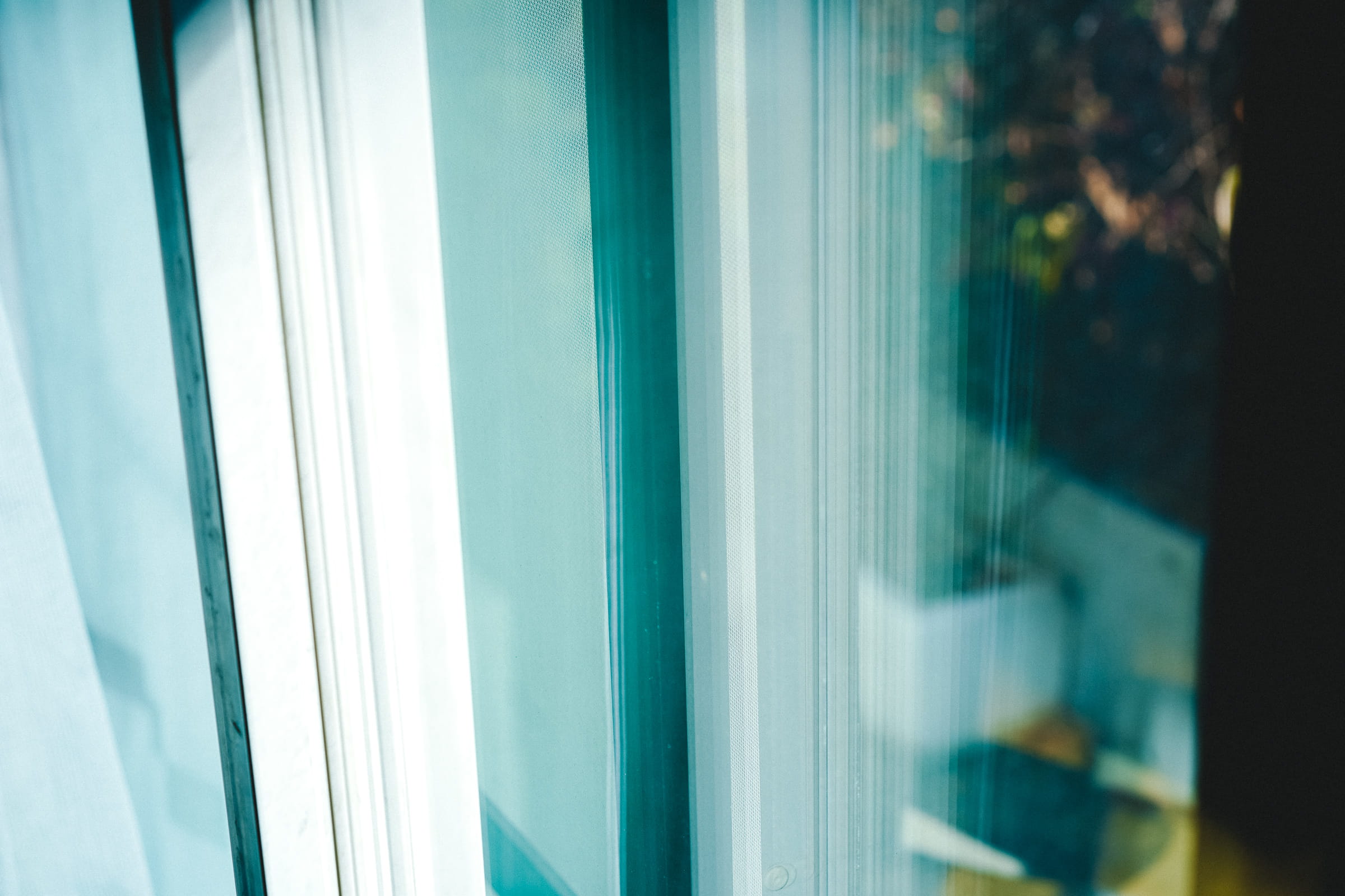 no people, spring, focus on foreground, tokyo, glass - material, indoors, close-up, light, ray, transparent, built structure, security, urban, full frame, HD Wallpaper