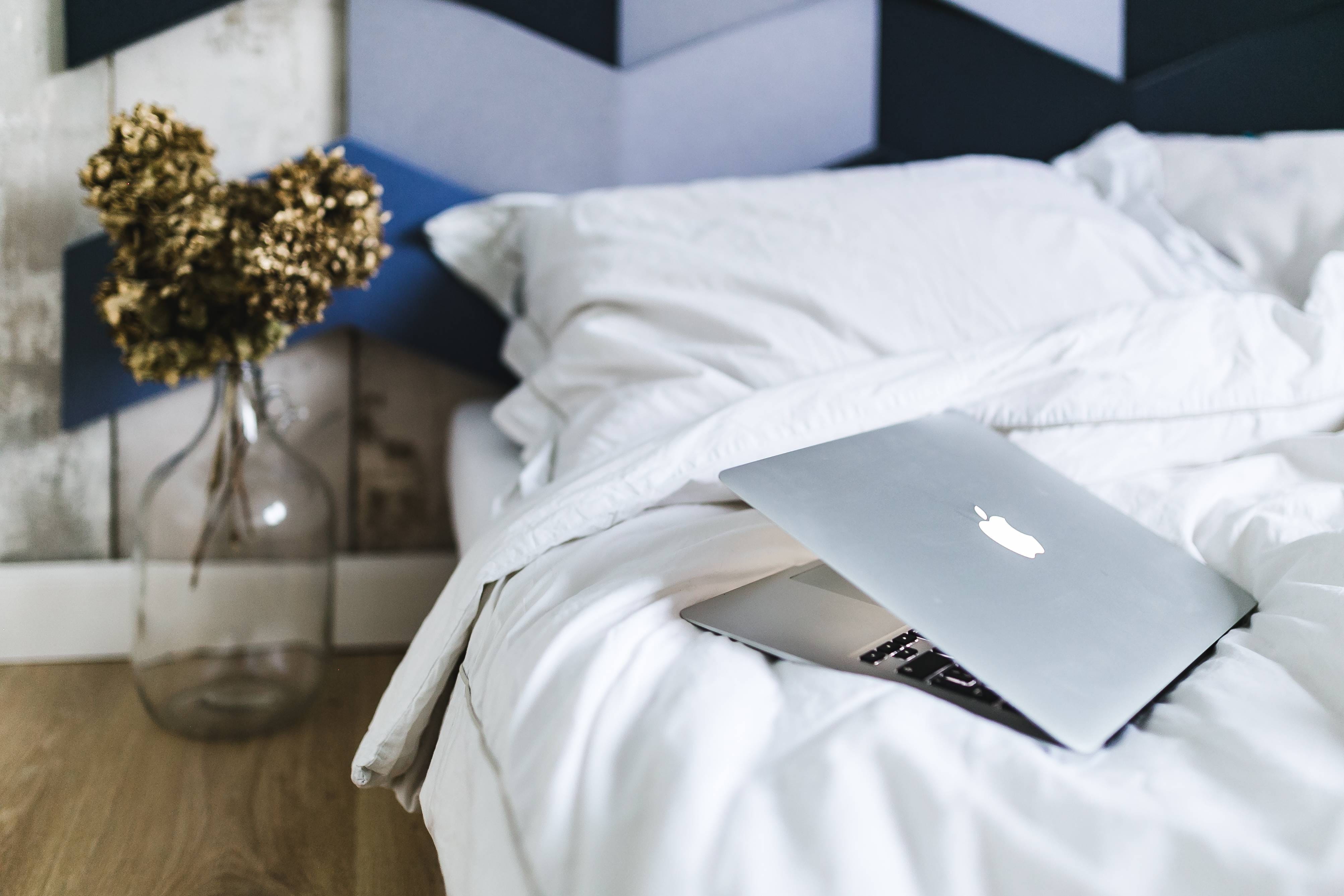 relaxation, apartment, absence, bedclothes, hotel Room, cozy, design, paper, bedroom, 4K, sheets, home Interior, lifestyles, jar, indoors, celebration, HD Wallpaper