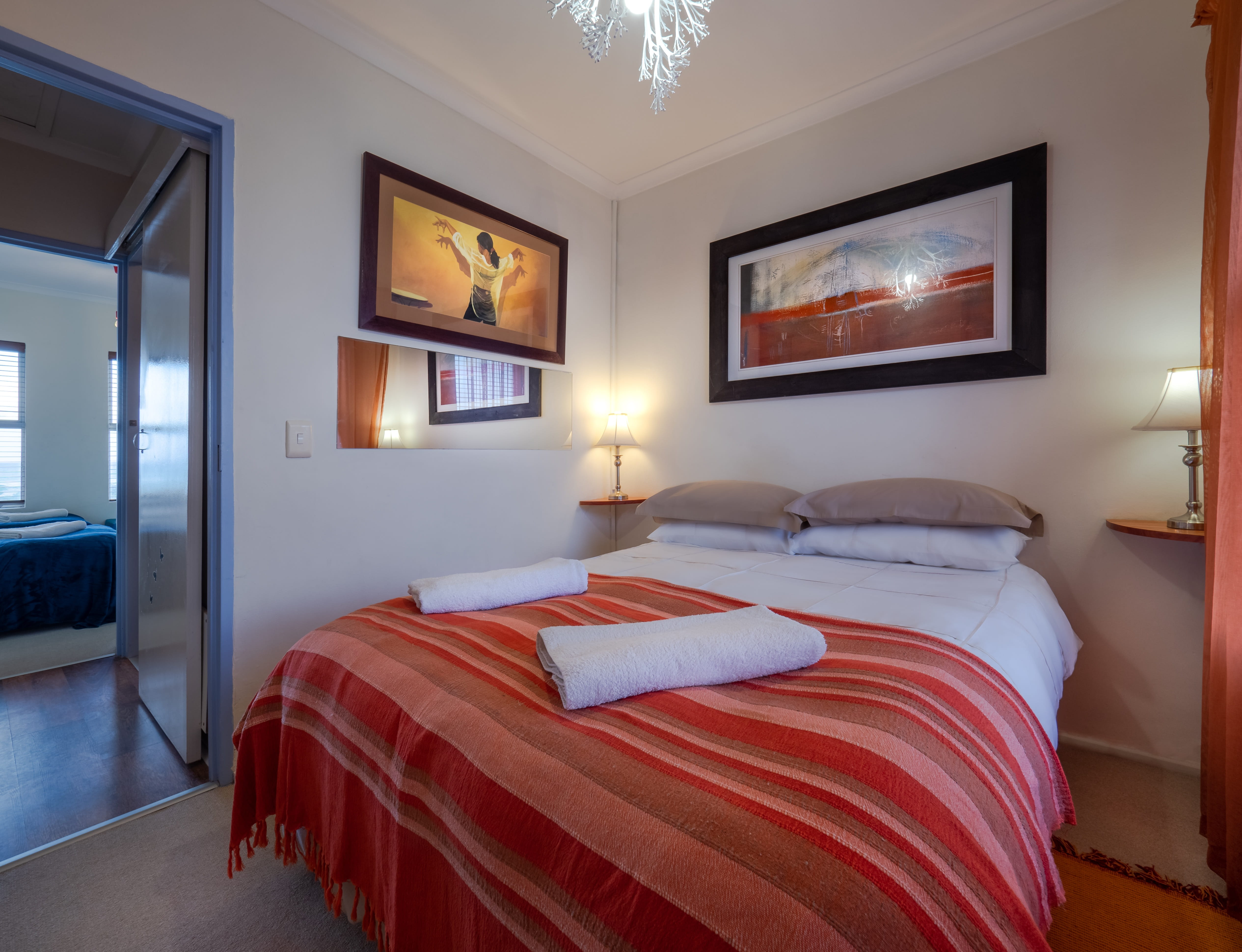 self catering, window, wealth, electric lamp, pillow, hotel, bedding, apartment, wall, illuminated, decor, comfortable, bedroom, luxury, 4K, lamp, lighting equipment, HD Wallpaper