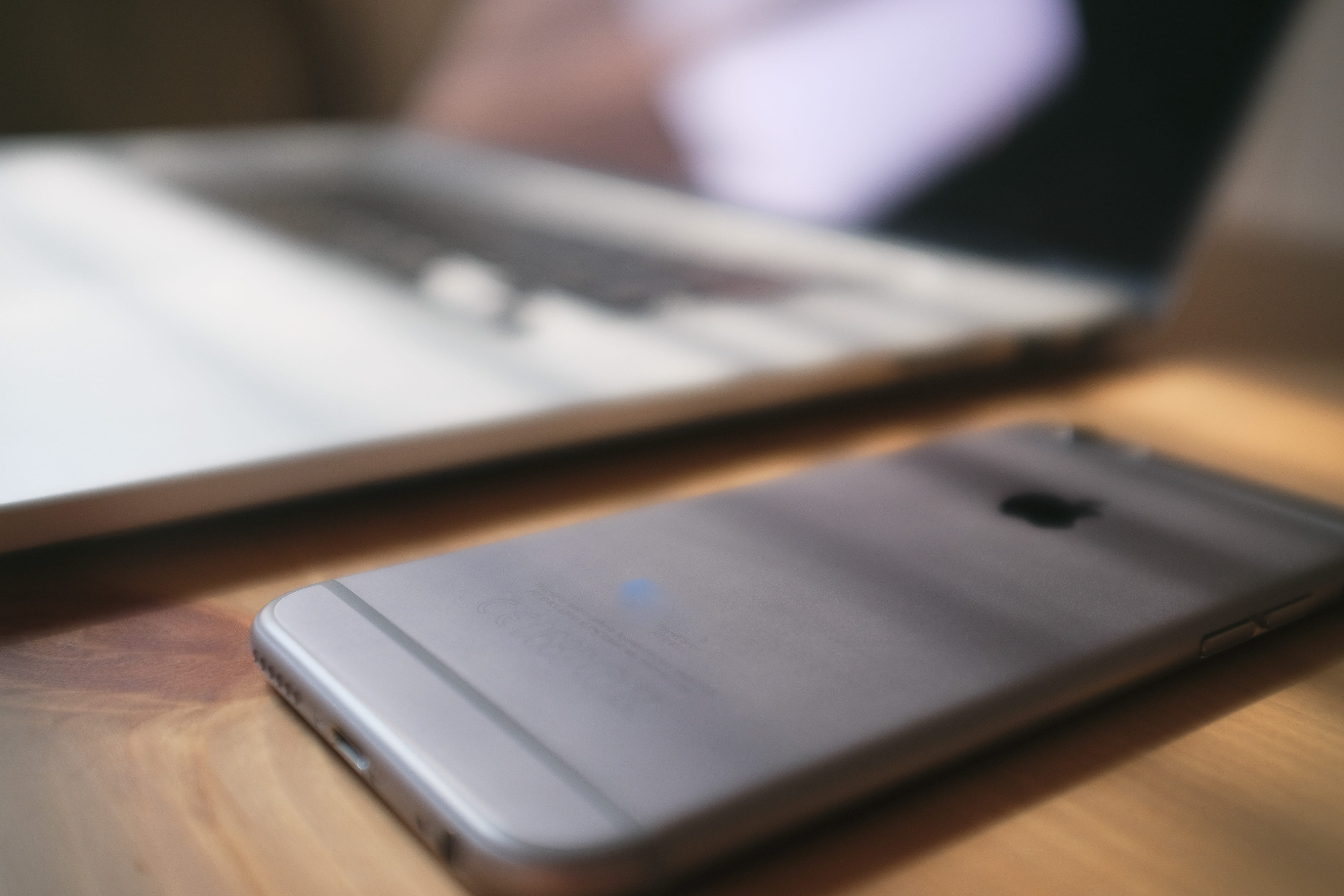 close-up, digital, pc, connection, grey, indoors, tech, black, selective focus, mac, network, note pad, people, internet, digital tablet, adult, laptop, HD Wallpaper