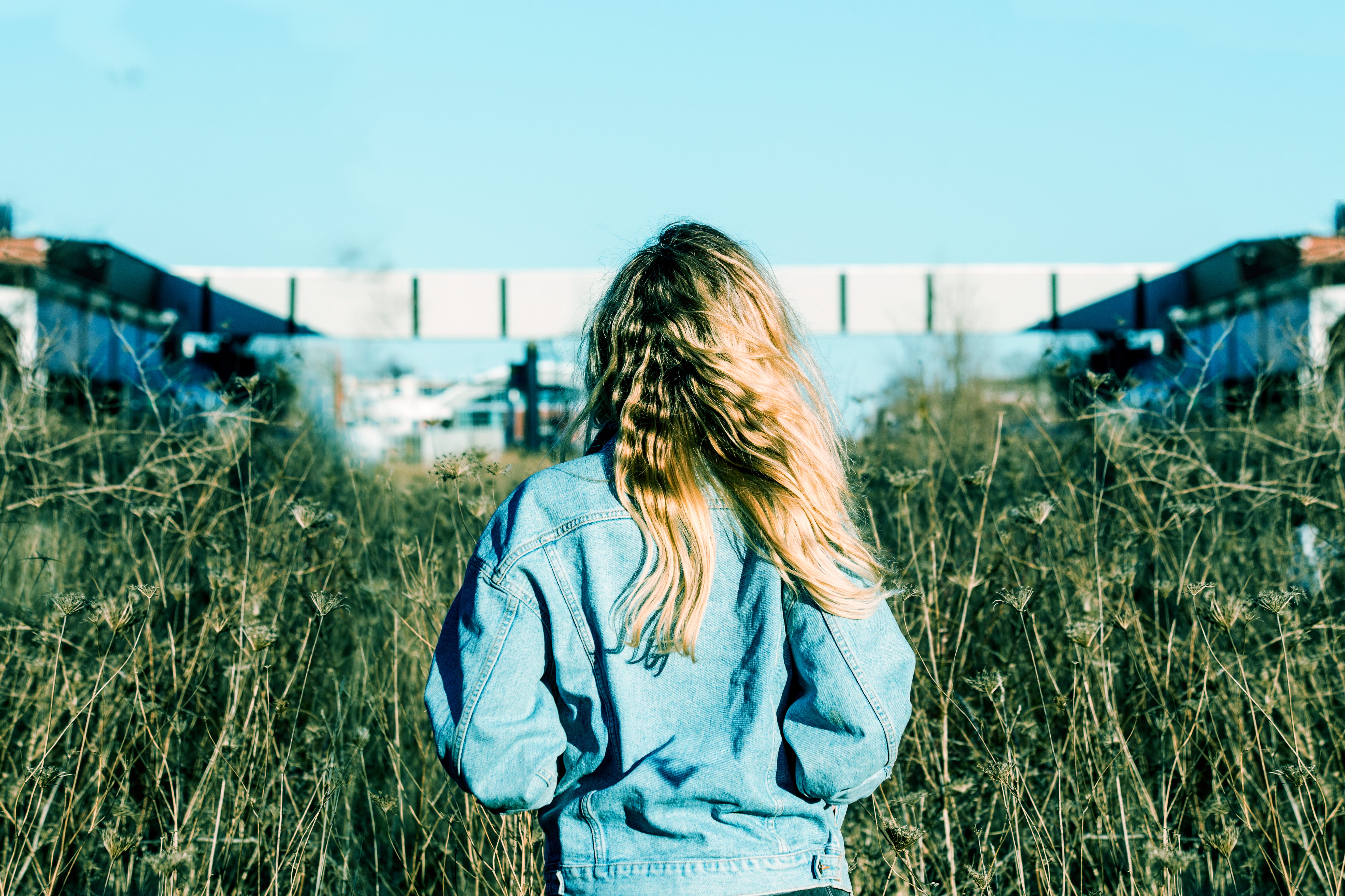 denim, shallow, sunlight, summer, hairstyle, adult, focus, back, 5K, day, woman in blue, wearing, rural Scene, woman, nature, people, field, land, houses, HD Wallpaper