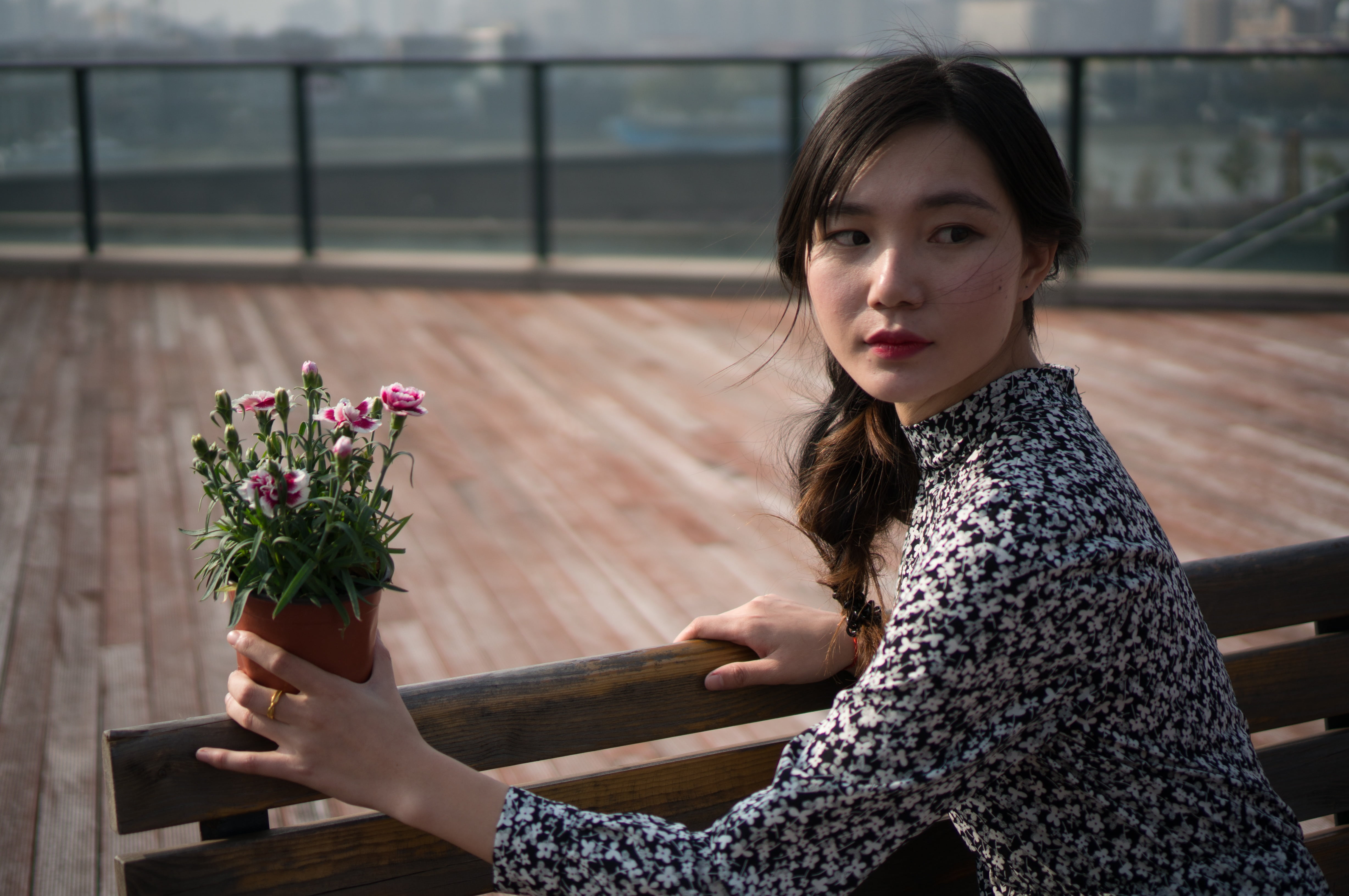 casual clothing, one Person, girls, pot, people, young women, model, white, outdoors, urban, three quarter length, hairstyle, asia, leisure activity, hair, HD Wallpaper