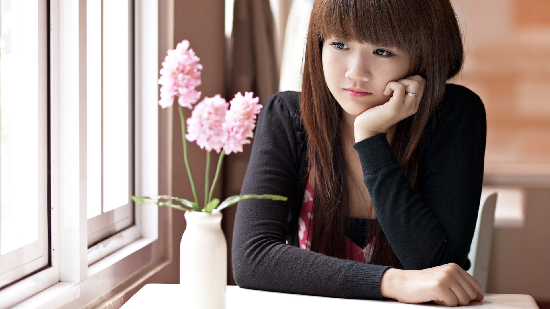 people, contemplation, sitting, lifestyles, black, indoors, girl, cute, long, office, flowers, teenager, human Face, asian, elegance, hair, happiness, relaxation, HD Wallpaper