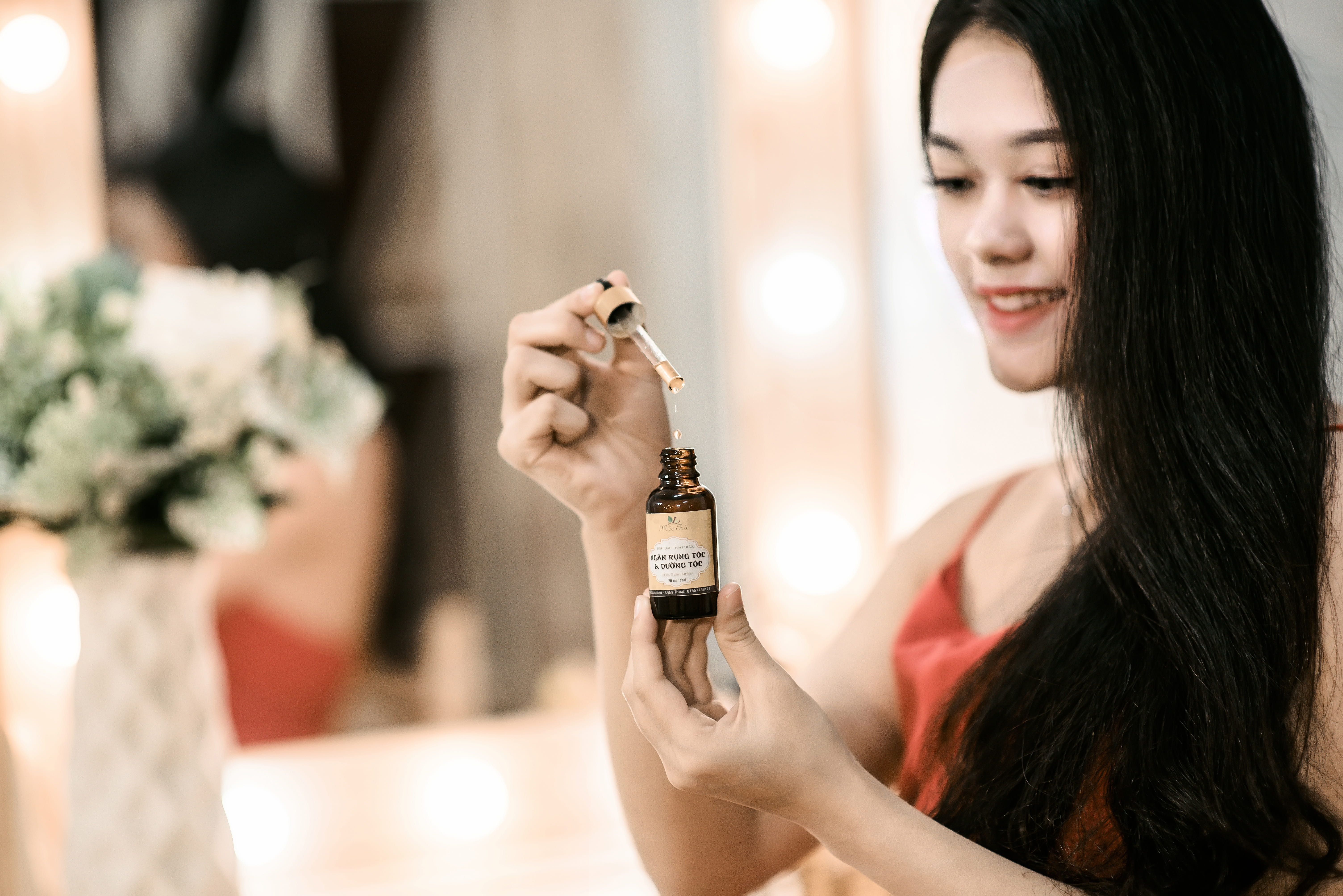 salon, hairstyle, leisure activity, headshot, beauty, one person, holding, spa, oil, indoors, long hair, young adult, container, black hair, women, young women, HD Wallpaper
