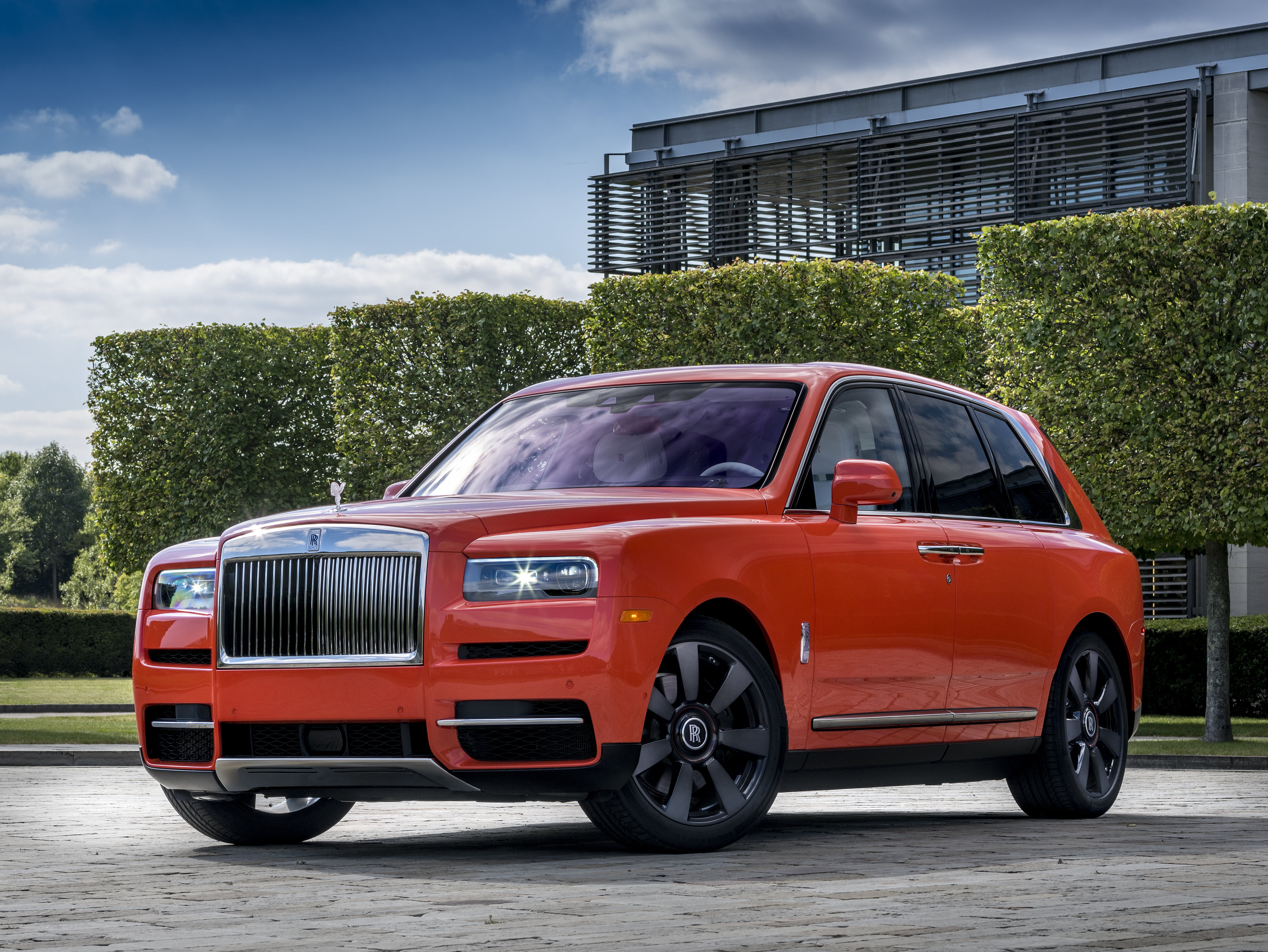Rolls Royce, 4K, Rolls-Royce, Vehicle, Red Car, SUV, Car, Rolls-Royce Cullinan, Luxury Car, HD Wallpaper