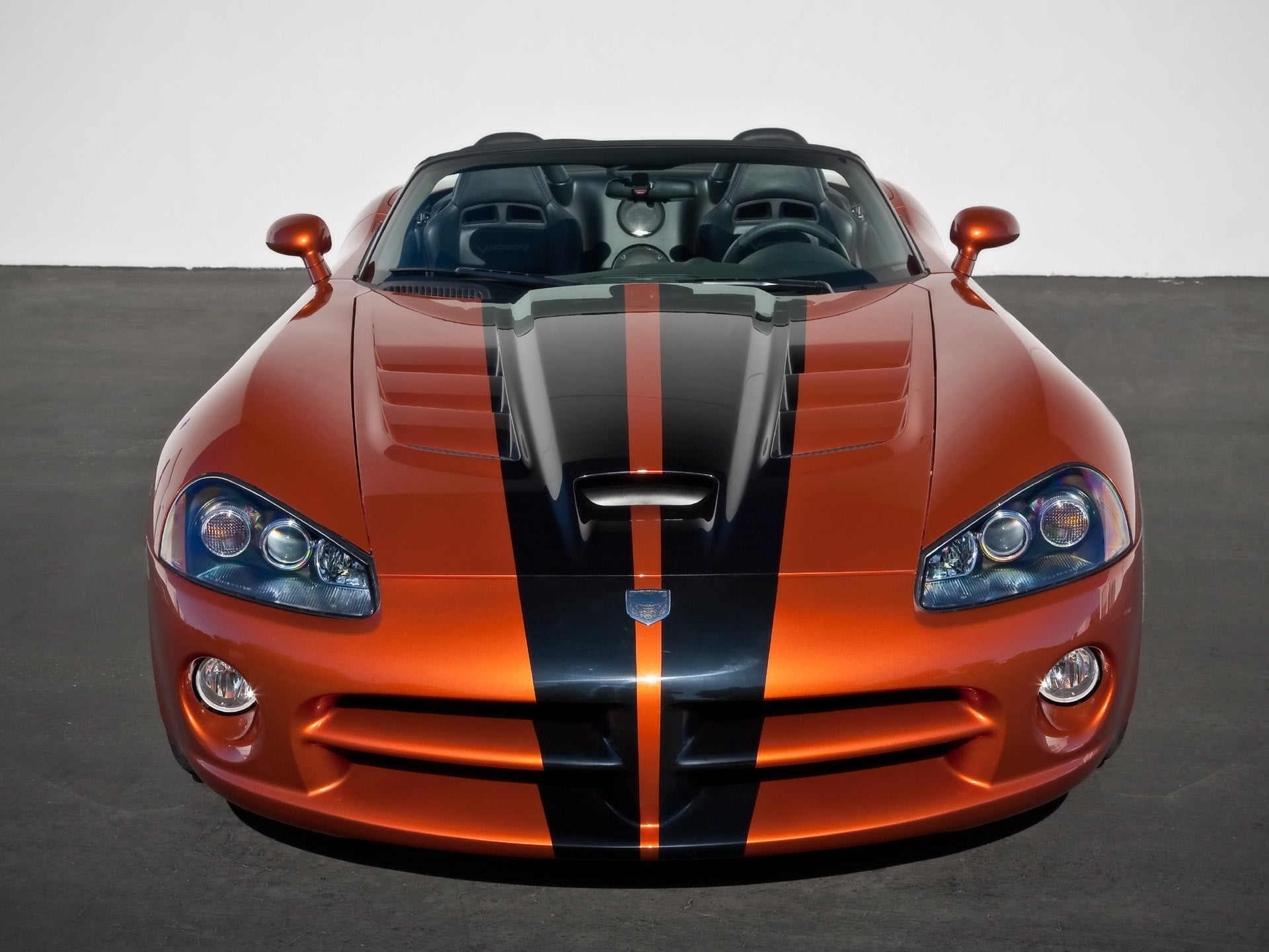 luxury, 1080P, retro styled, sports car, no people, Dodge Viper, bmw, land vehicle, day, indoors, Dodge, motor vehicle, mode of transportation, red, convertible, HD Wallpaper