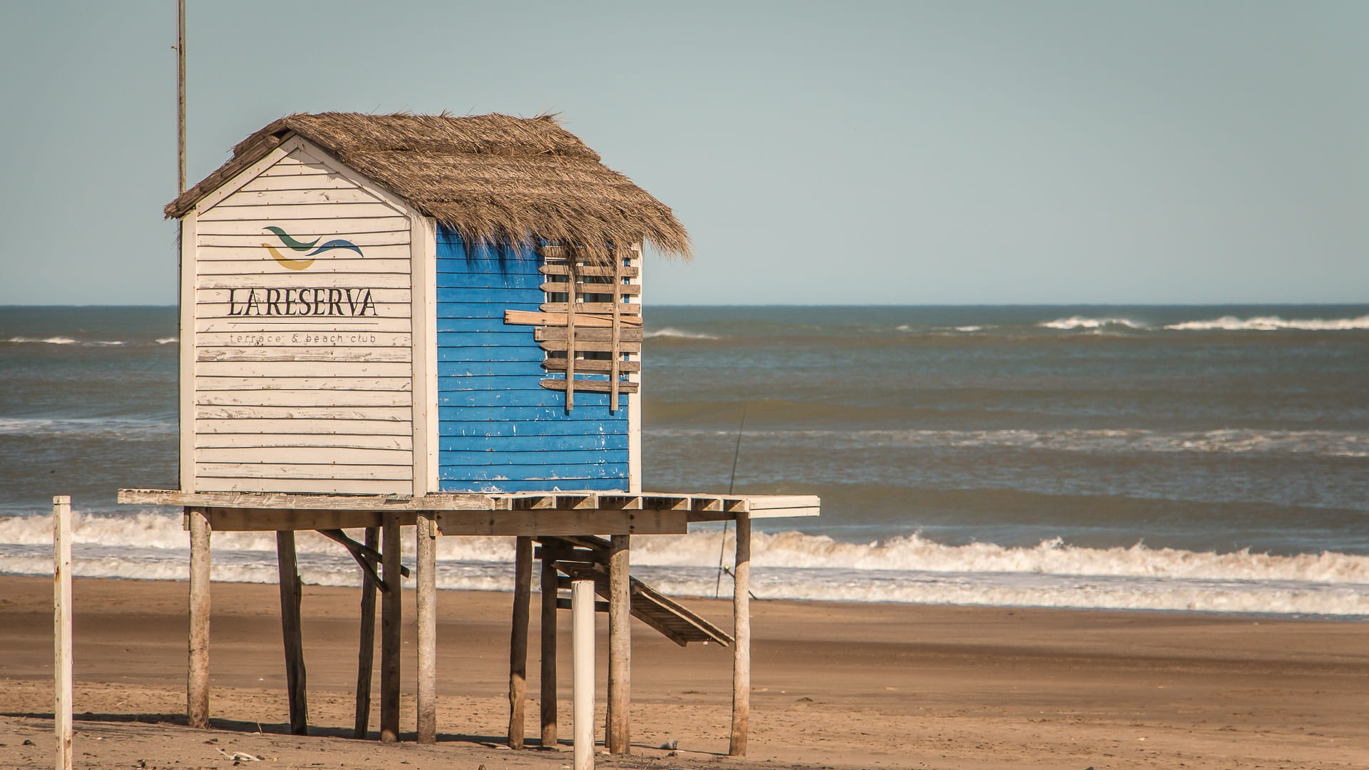 edge of the sea, beach sand, scenics - nature, wave, hut, sea, beach, water, day, land, no people, sand, landscape, horizon, 1080P, sky, life guard, motion, HD Wallpaper