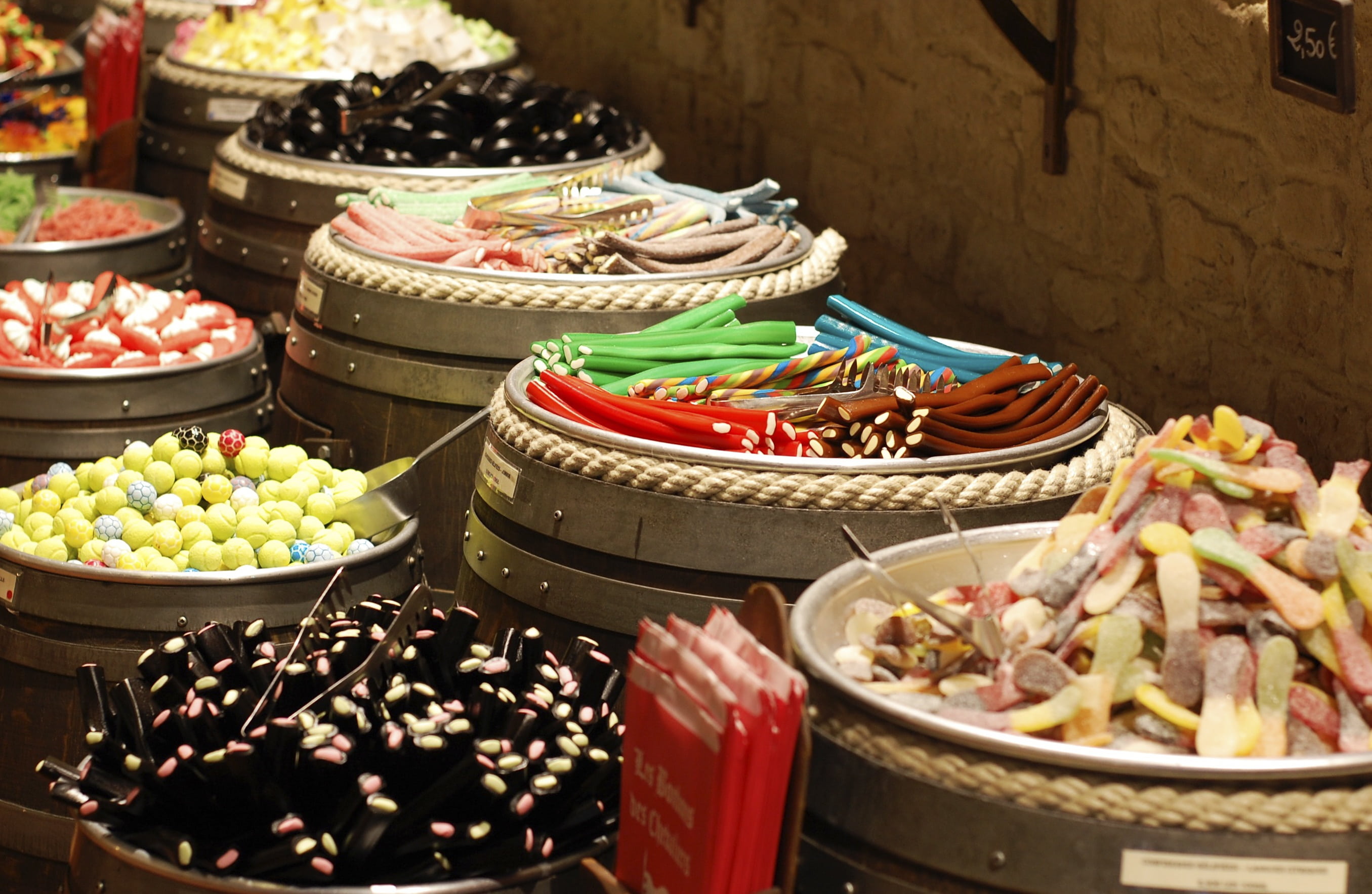 container, choice, food, variation, food and drink, spirituality, large group of objects, 2K, high angle view, candy, bowl, jellies, goodies, color, shop, HD Wallpaper