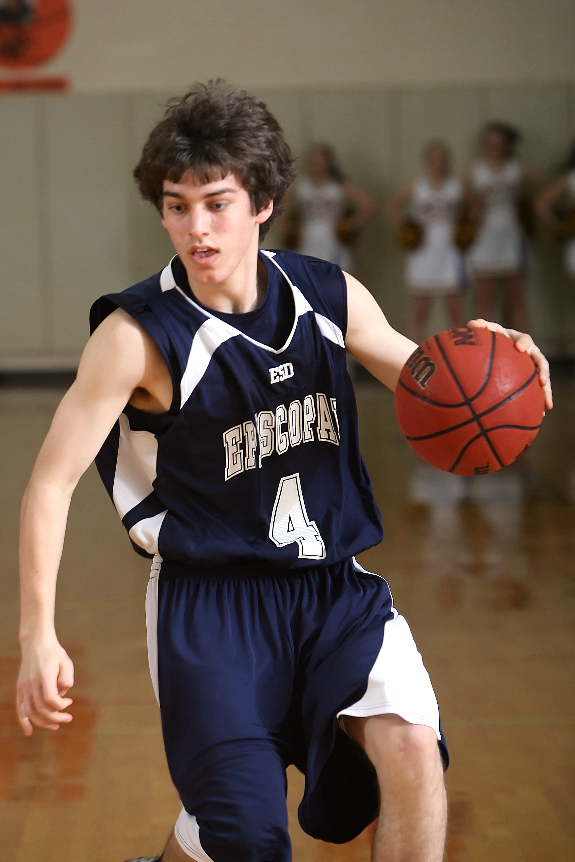 basketball player, basketball, boy, dribbling, play, indoors, game, ball, basketball - ball, one person, teenage boys, focus on foreground, leisure activity, Phone HD Wallpaper