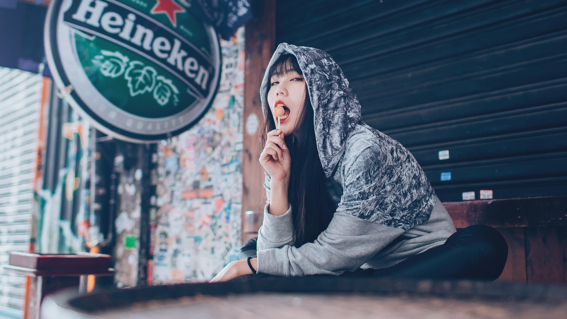 Asian, Heineken, urban, model, architecture, looking, young adult, young women, lifestyles, built structure, young men, wall - building feature, sitting, HD Wallpaper